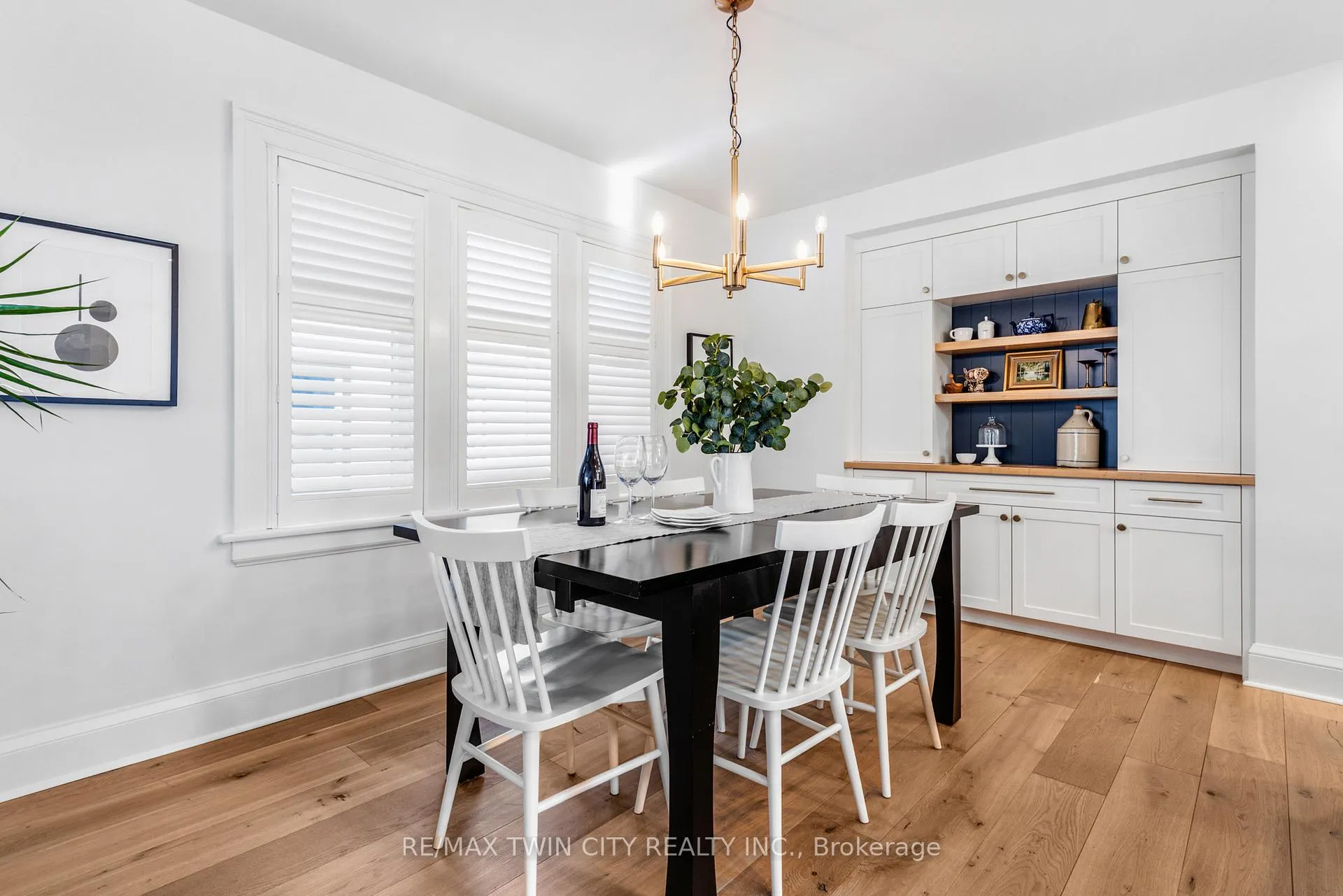 Photo 8 of 86 Earl Street, Kitchener — HOMEH