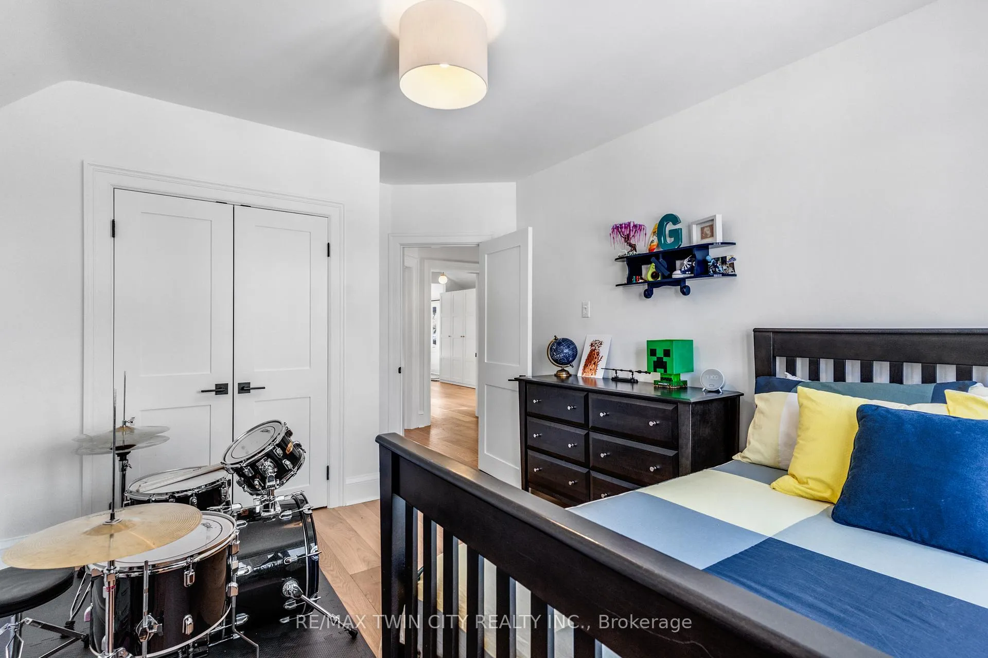 Photo 27 of 86 Earl Street, Kitchener — HOMEH