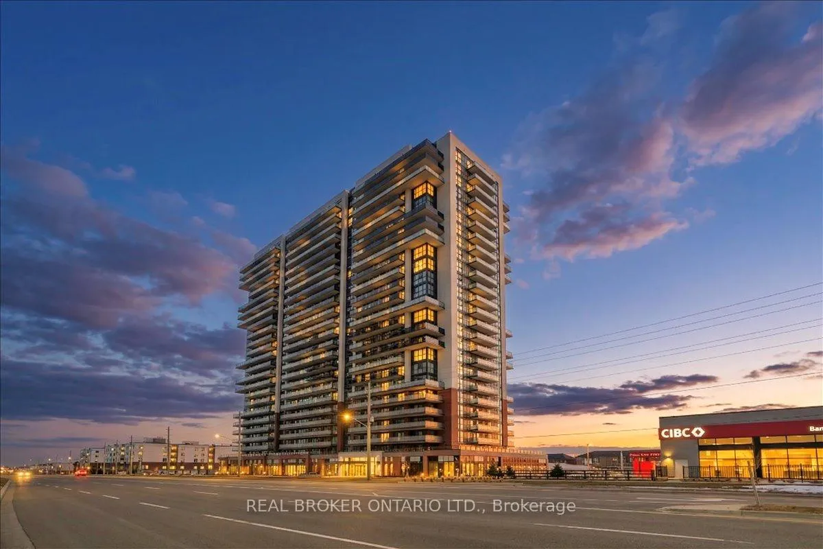 Front of Unit 715, 2550 Simcoe Street N
