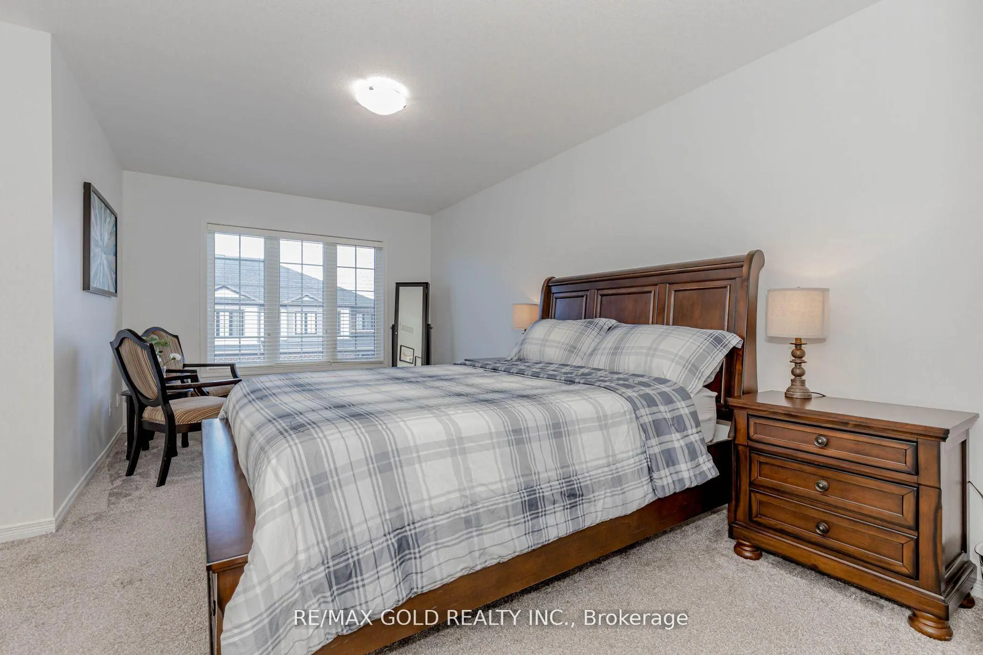 Photo 18 of 208 Woodmeadow Court, Kitchener — HOMEH
