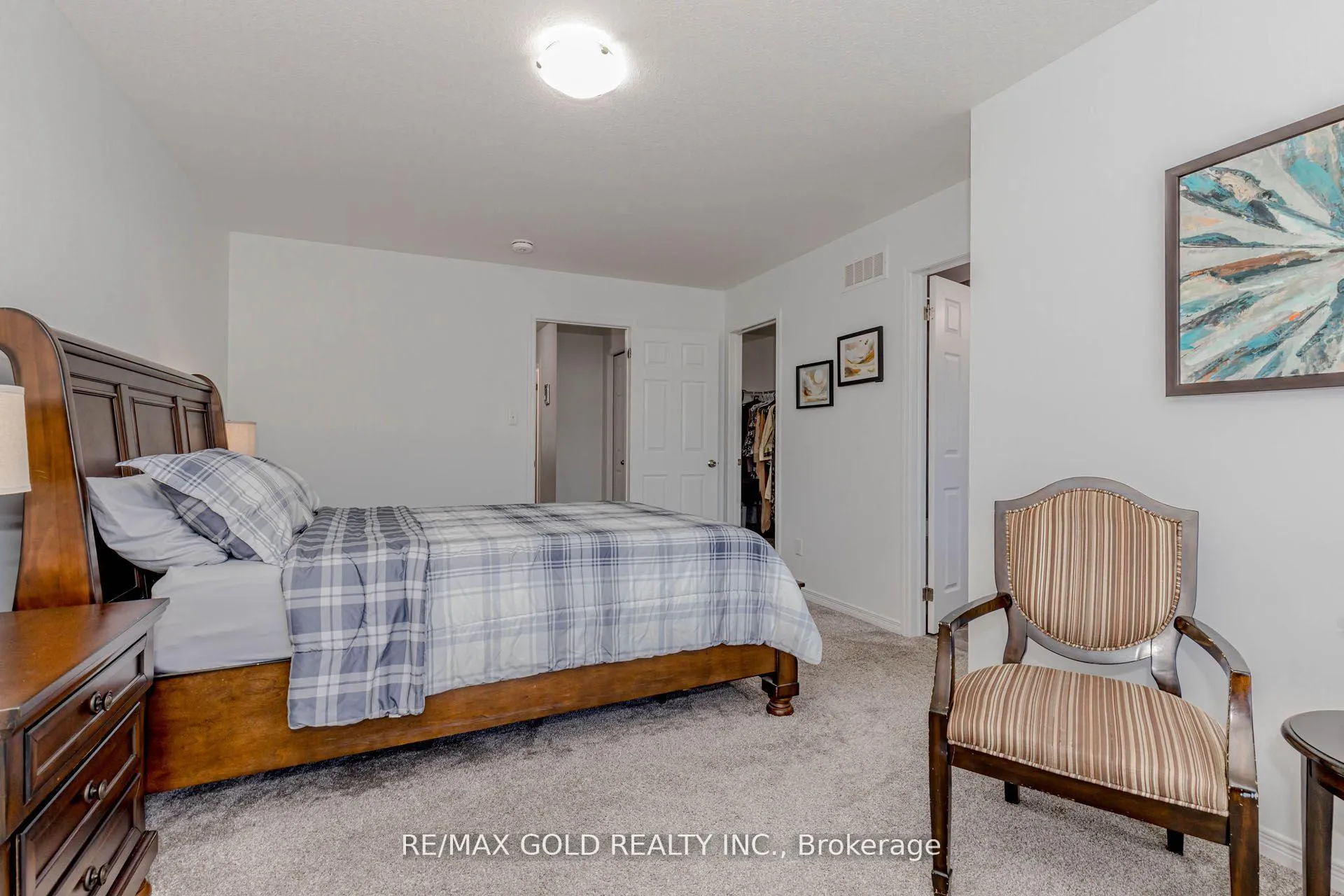 Photo 20 of 208 Woodmeadow Court, Kitchener — HOMEH