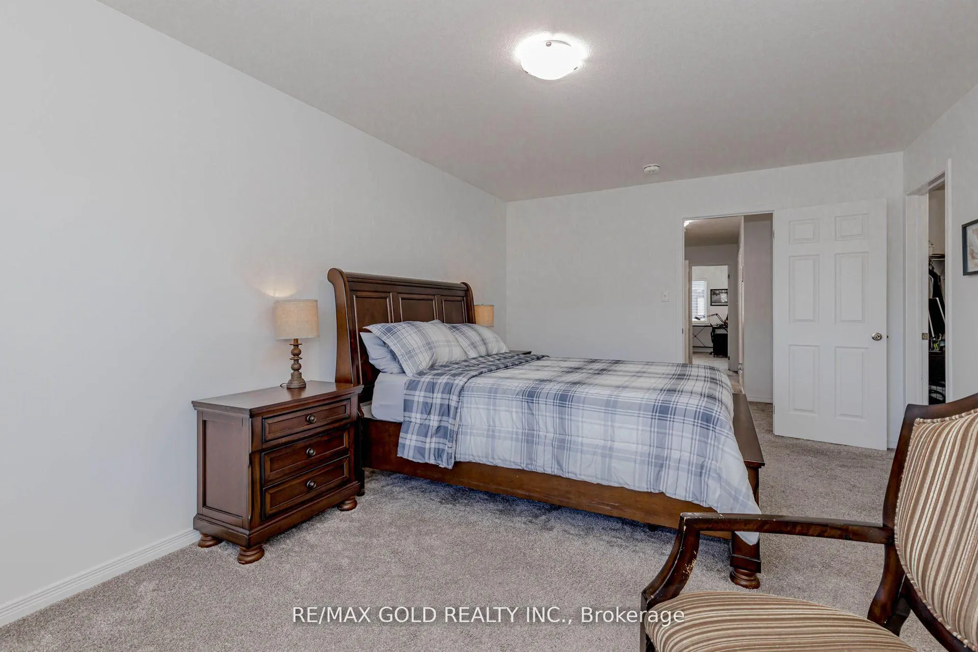 Photo 21 of 208 Woodmeadow Court, Kitchener — HOMEH
