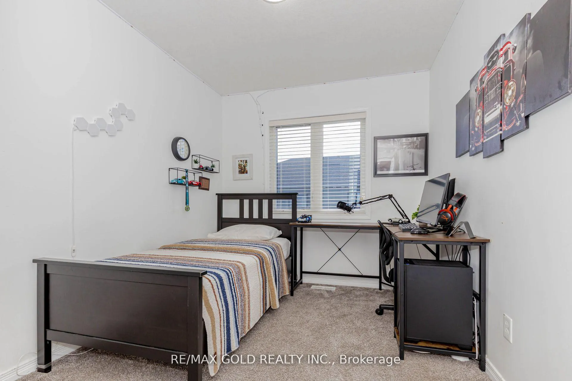 Photo 23 of 208 Woodmeadow Court, Kitchener — HOMEH