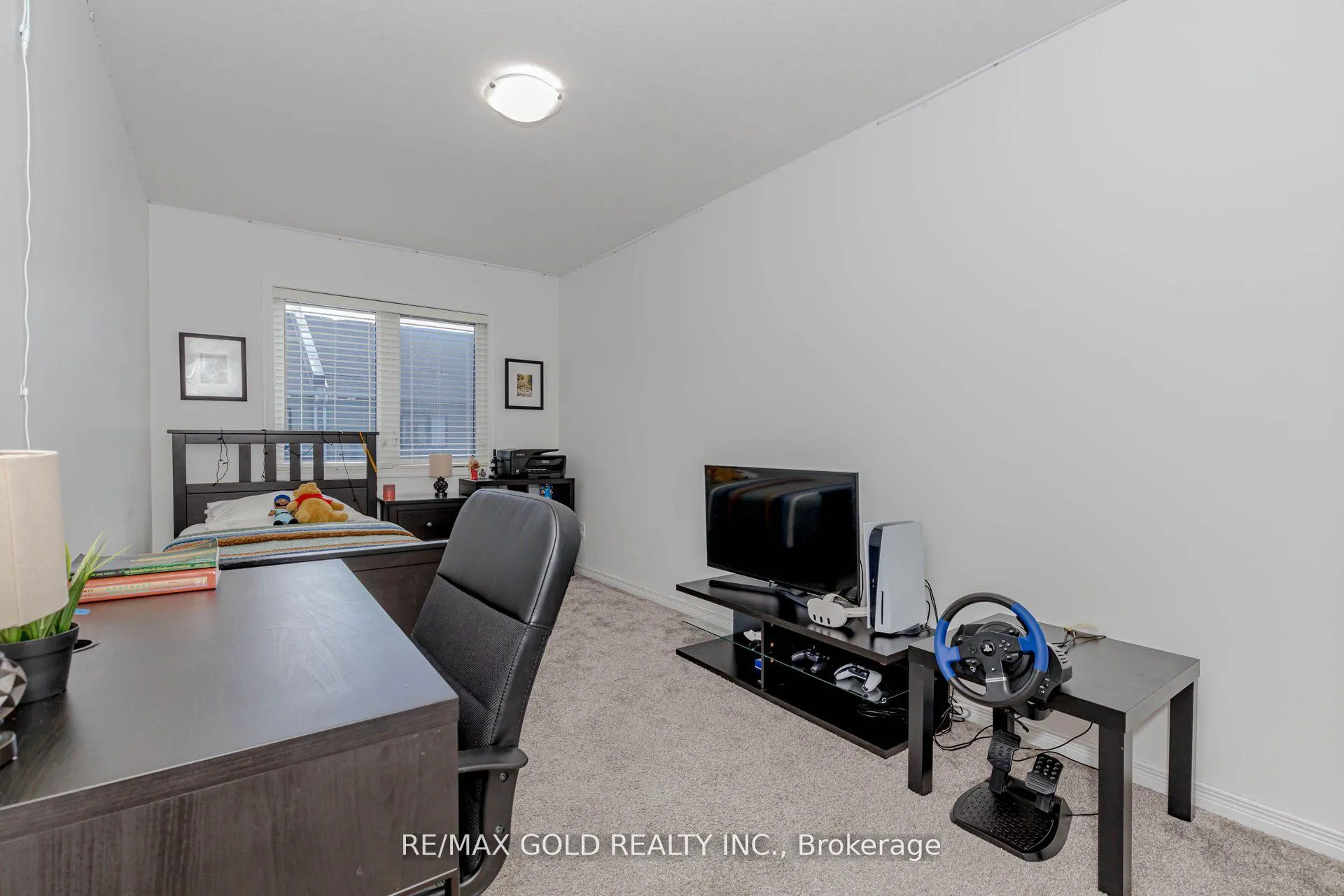 Photo 26 of 208 Woodmeadow Court, Kitchener — HOMEH
