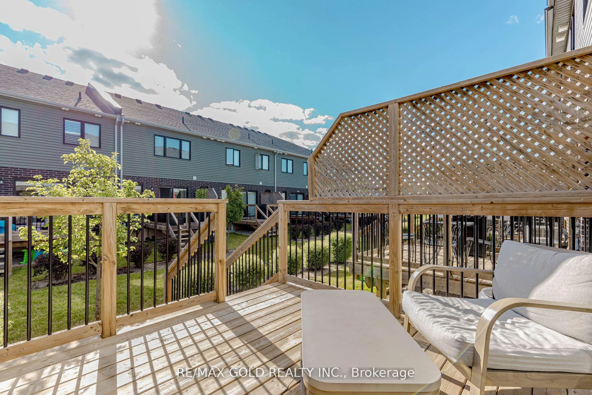 Photo 29 of 208 Woodmeadow Court, Kitchener — HOMEH