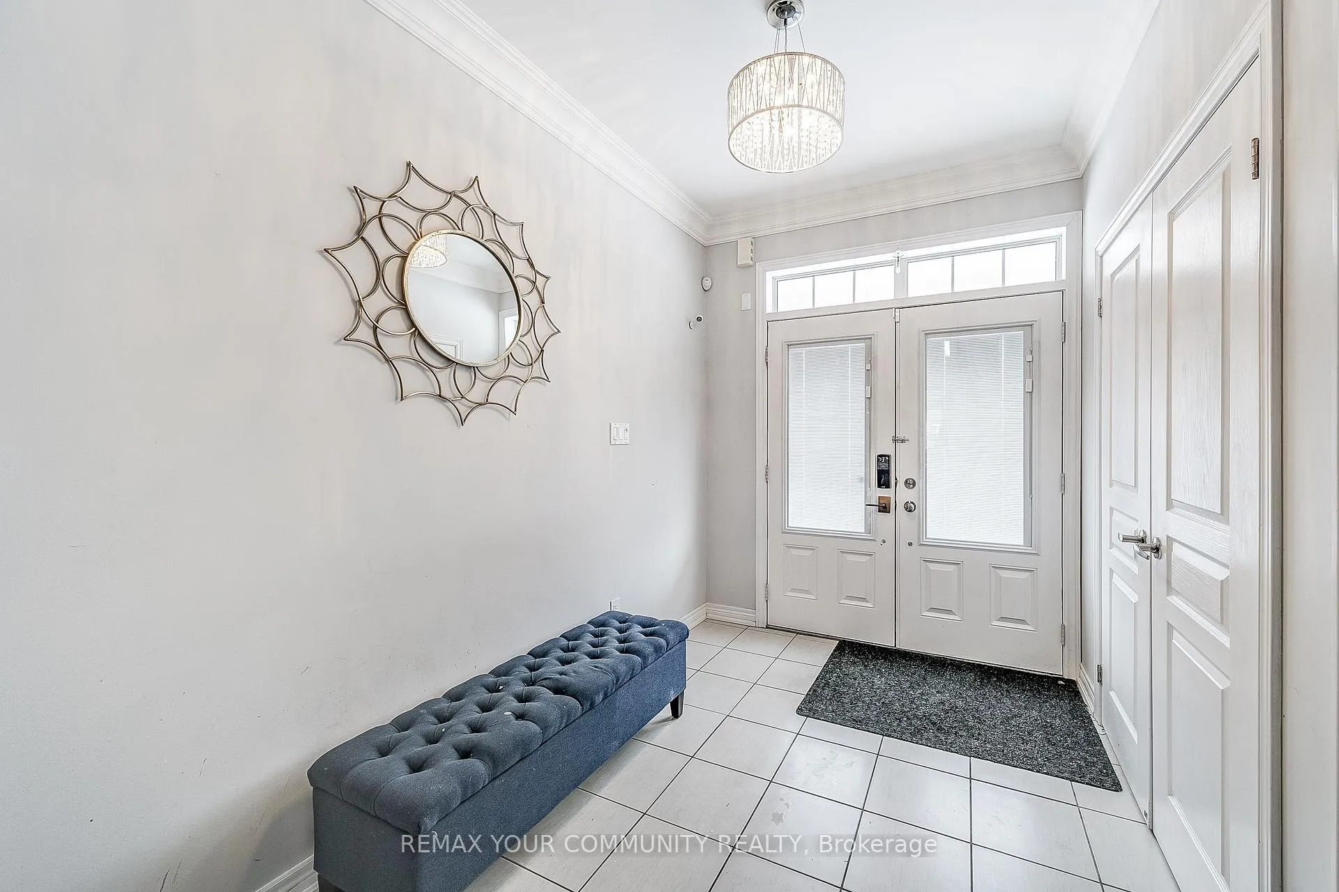 Photo 4 of 18 Beechener Street, Georgina, Sutton & Jackson's Point — HOMEH