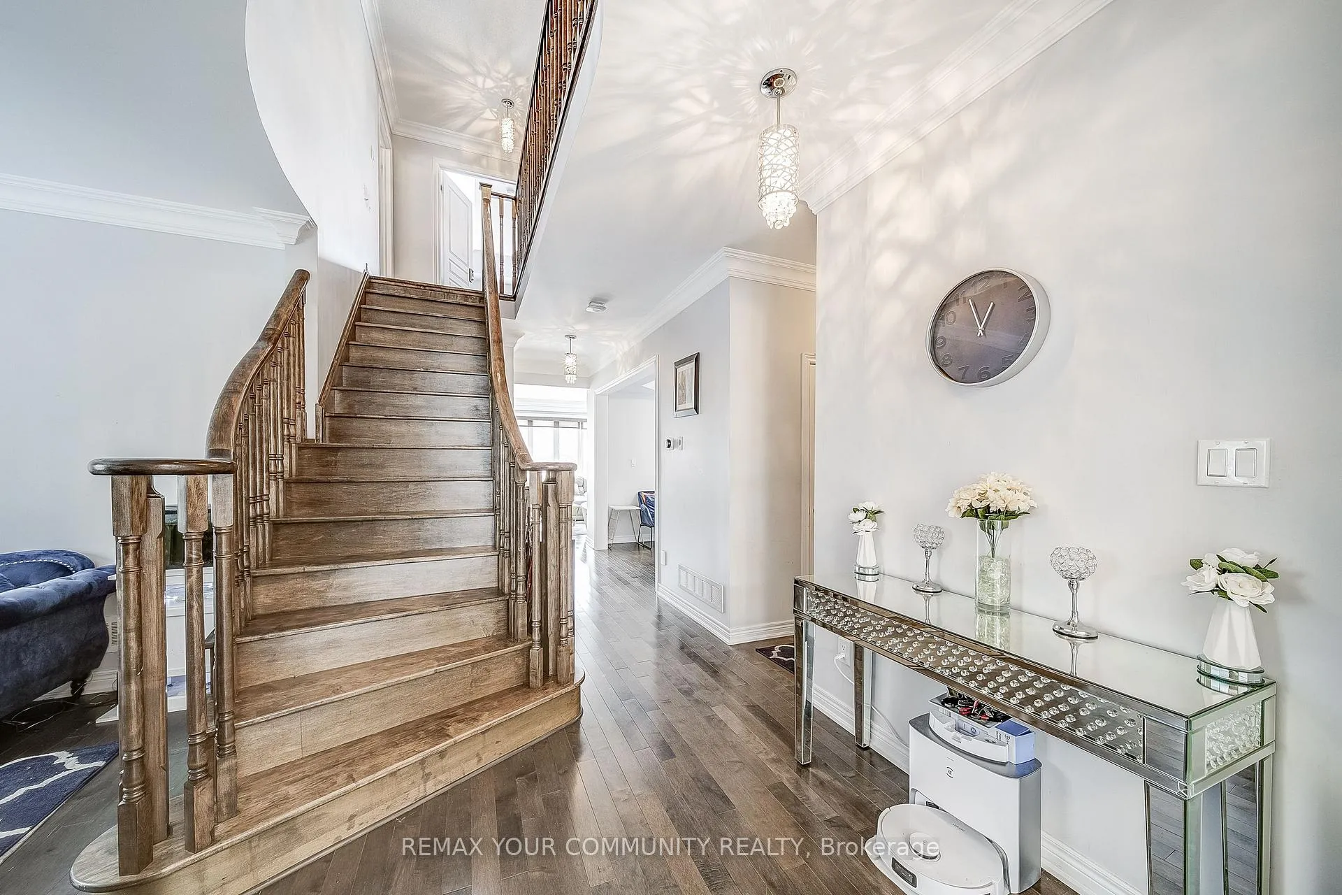 Photo 5 of 18 Beechener Street, Georgina, Sutton & Jackson's Point — HOMEH