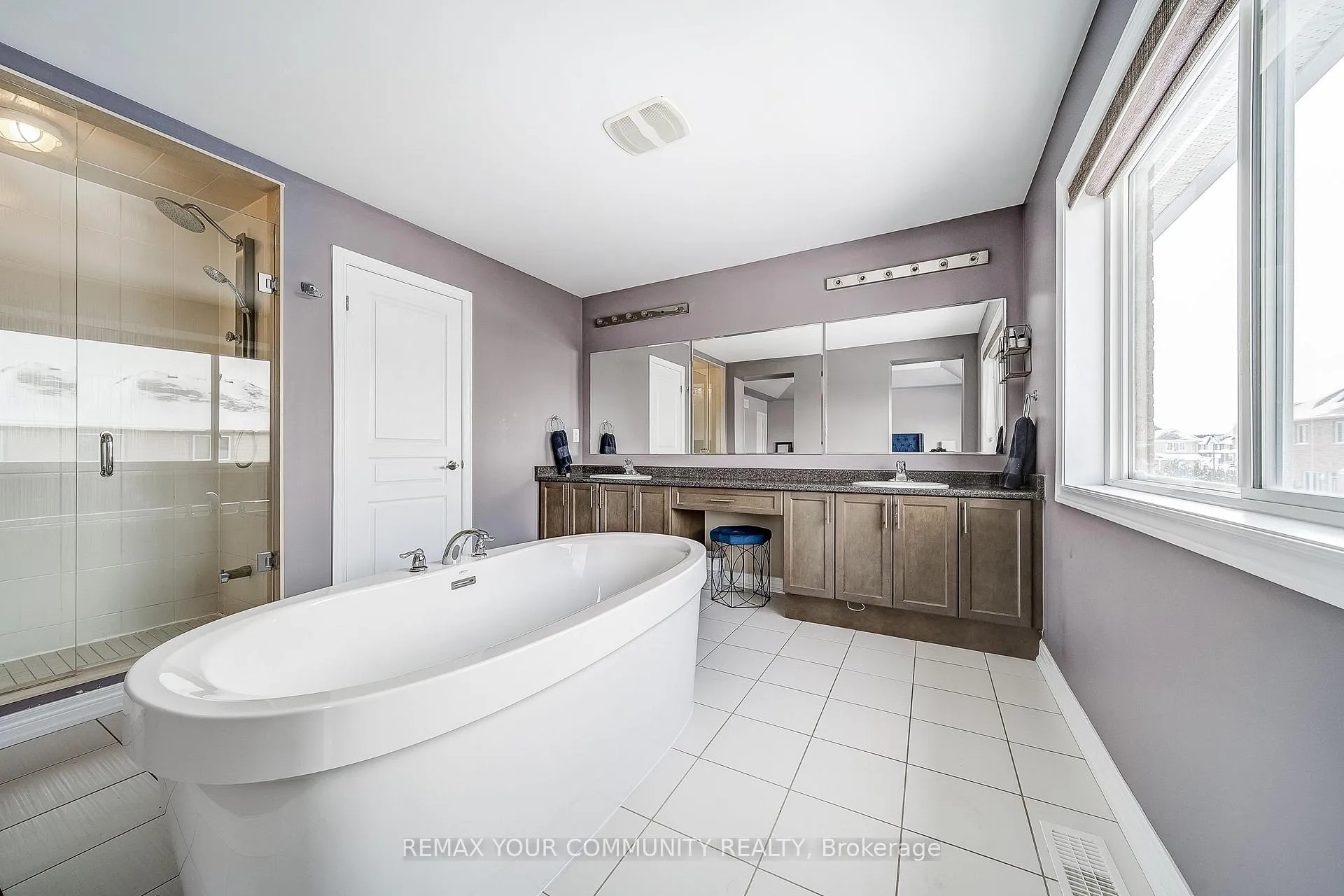 Photo 22 of 18 Beechener Street, Georgina, Sutton & Jackson's Point — HOMEH