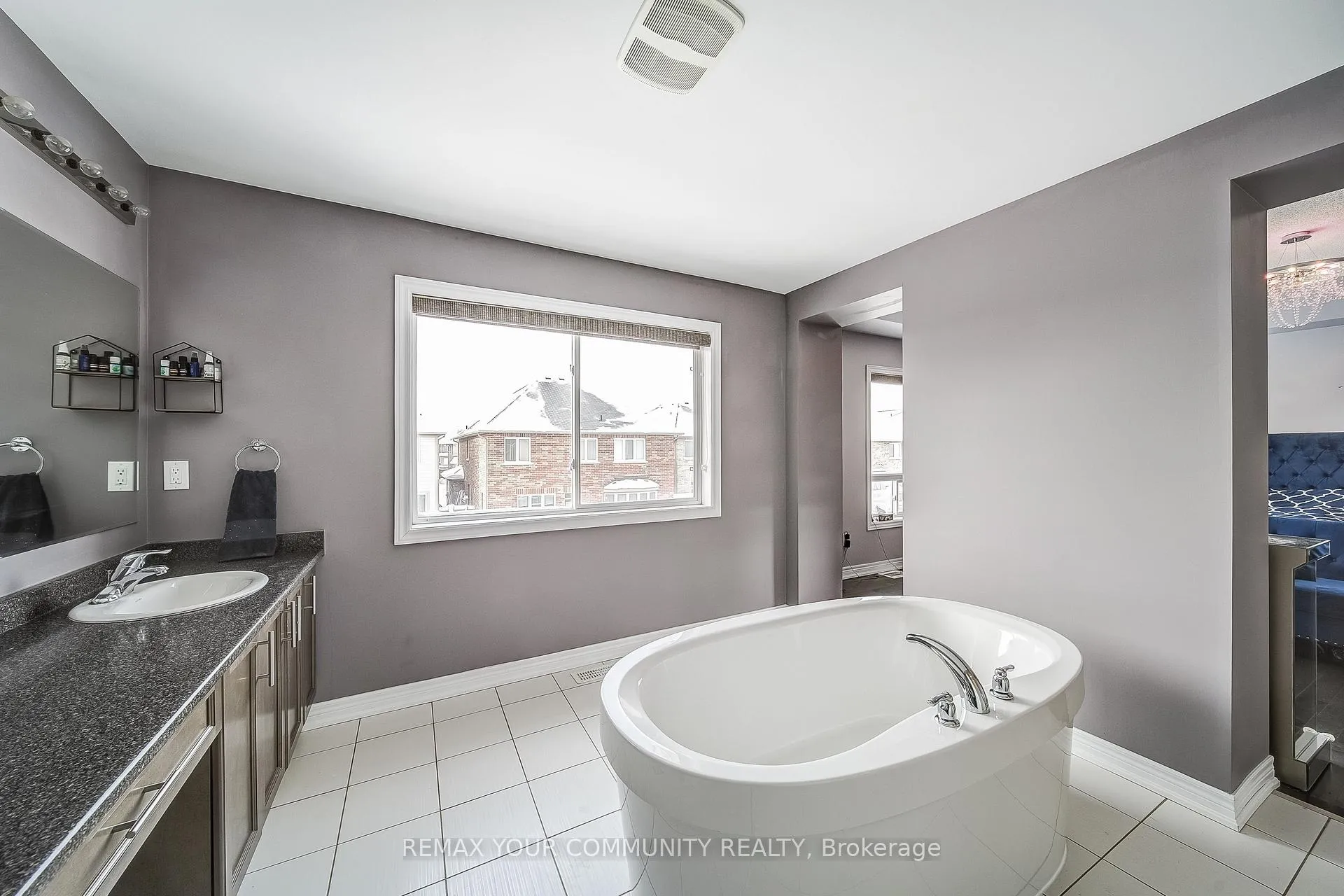 Photo 23 of 18 Beechener Street, Georgina, Sutton & Jackson's Point — HOMEH