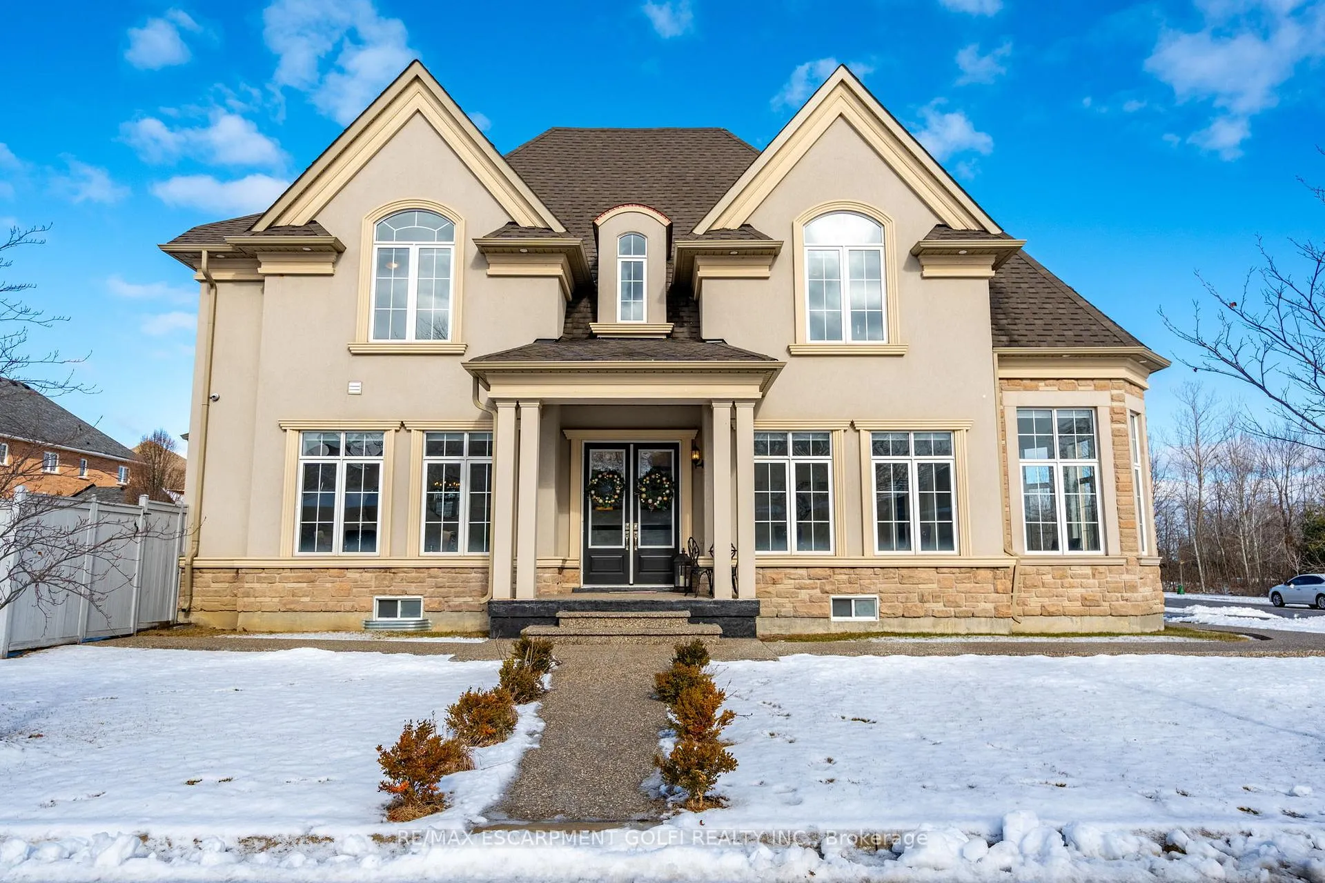 Photo 3 of 3 Shippee Avenue, Hamilton, Stoney Creek — HOMEH