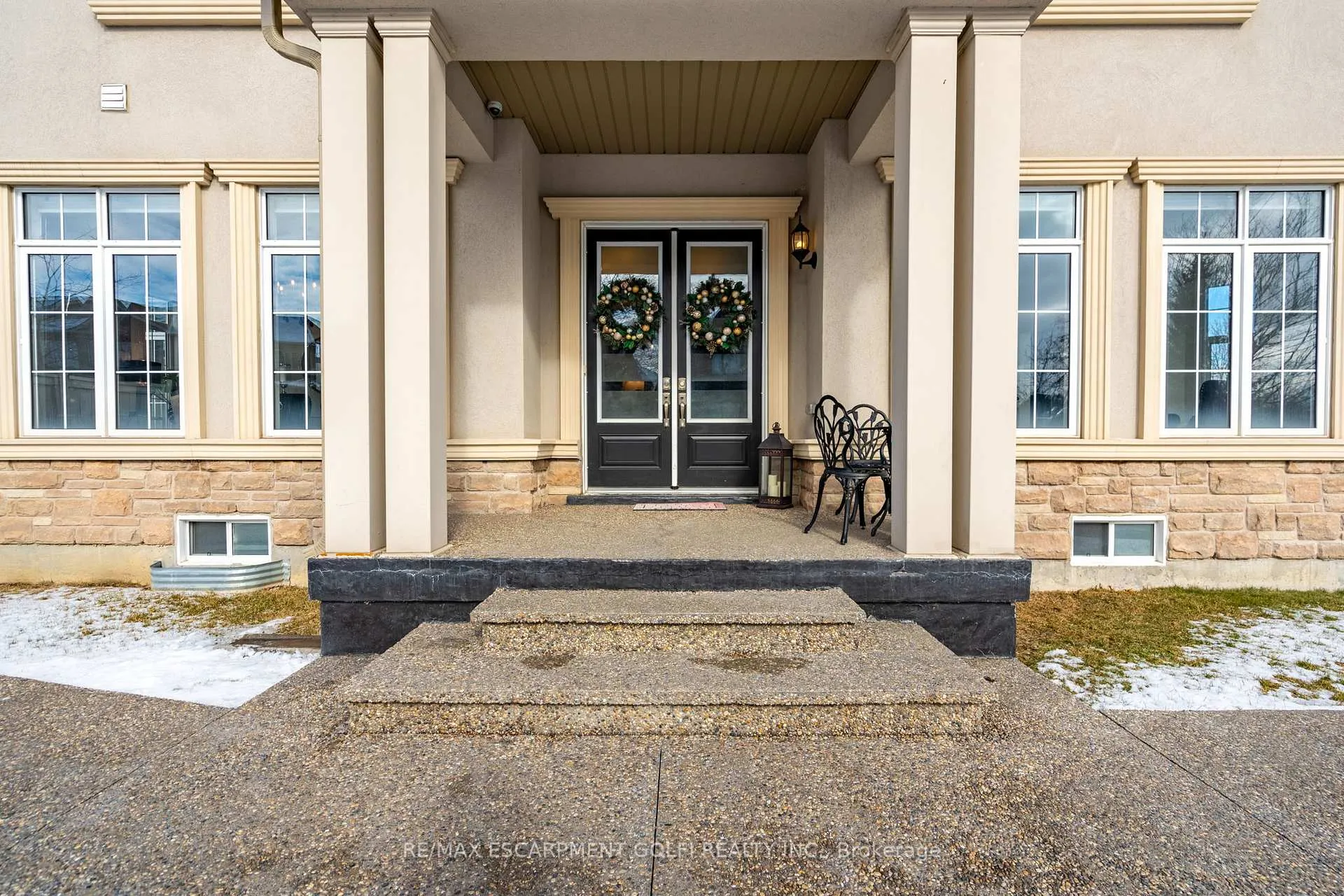 Photo 4 of 3 Shippee Avenue, Hamilton, Stoney Creek — HOMEH