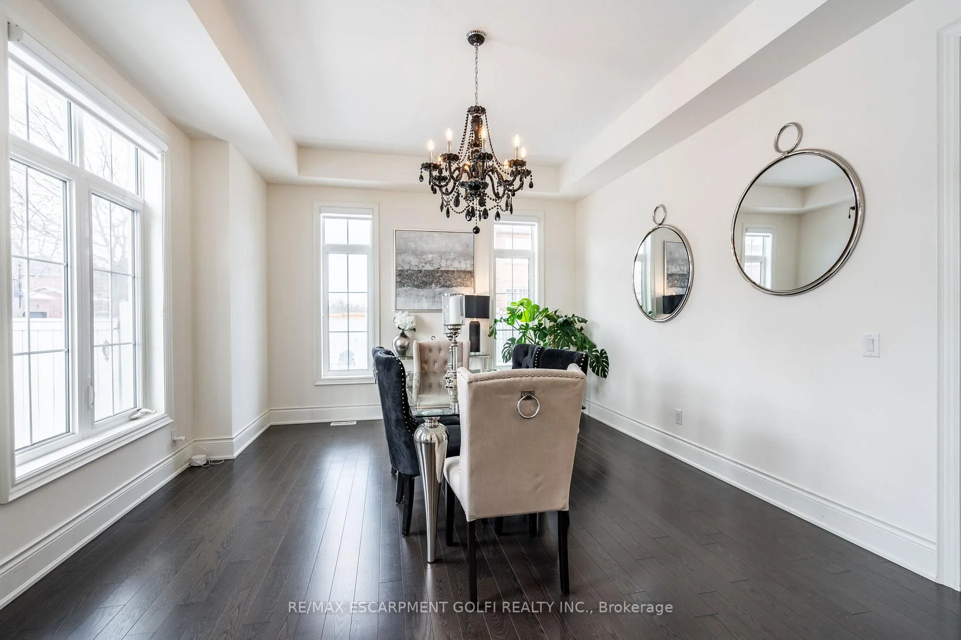 Photo 10 of 3 Shippee Avenue, Hamilton, Stoney Creek — HOMEH
