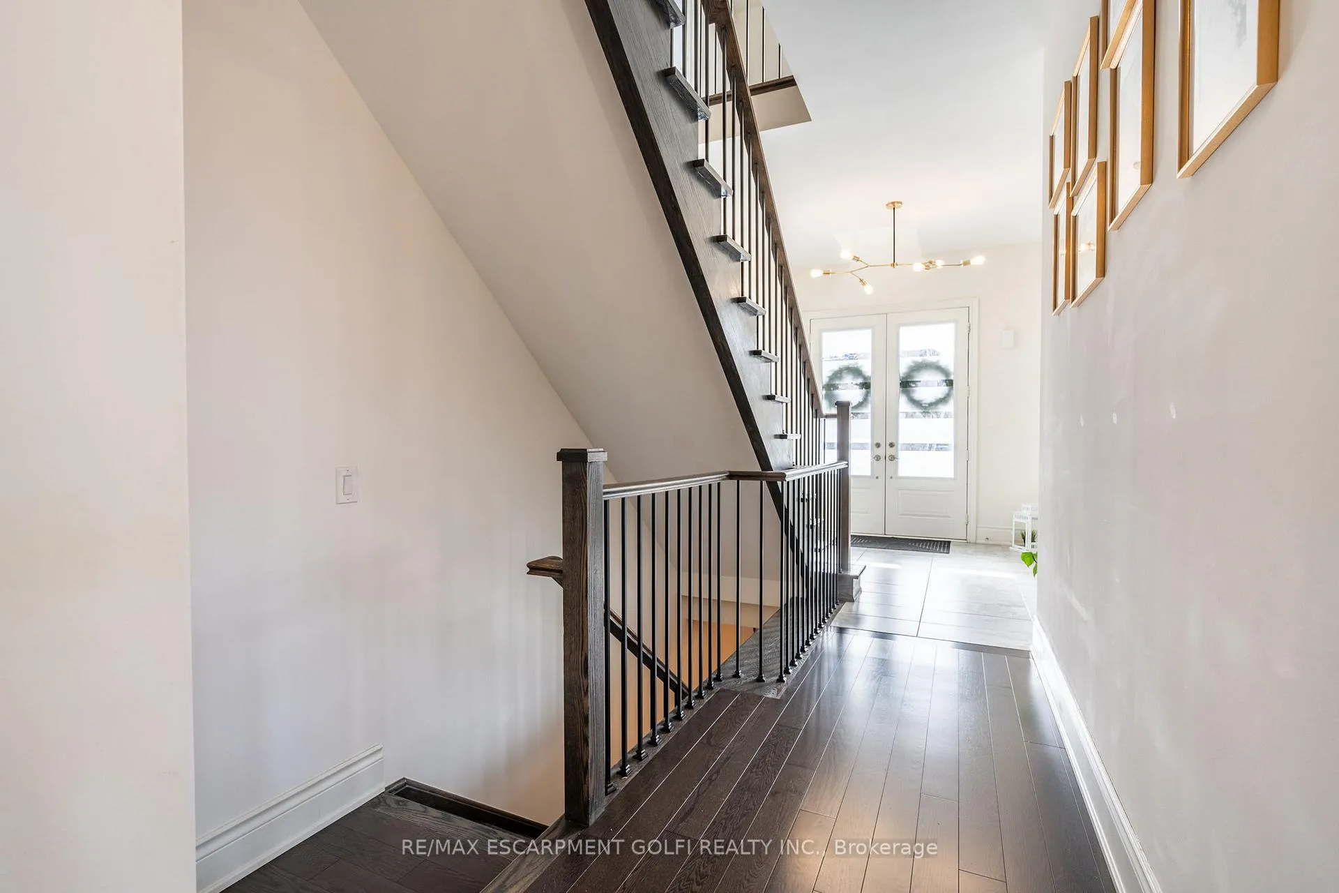 Photo 17 of 3 Shippee Avenue, Hamilton, Stoney Creek — HOMEH