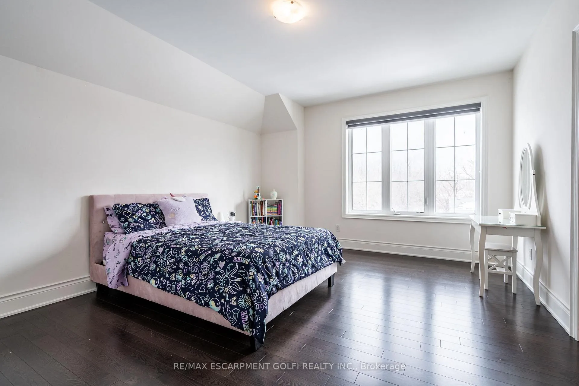 Photo 20 of 3 Shippee Avenue, Hamilton, Stoney Creek — HOMEH