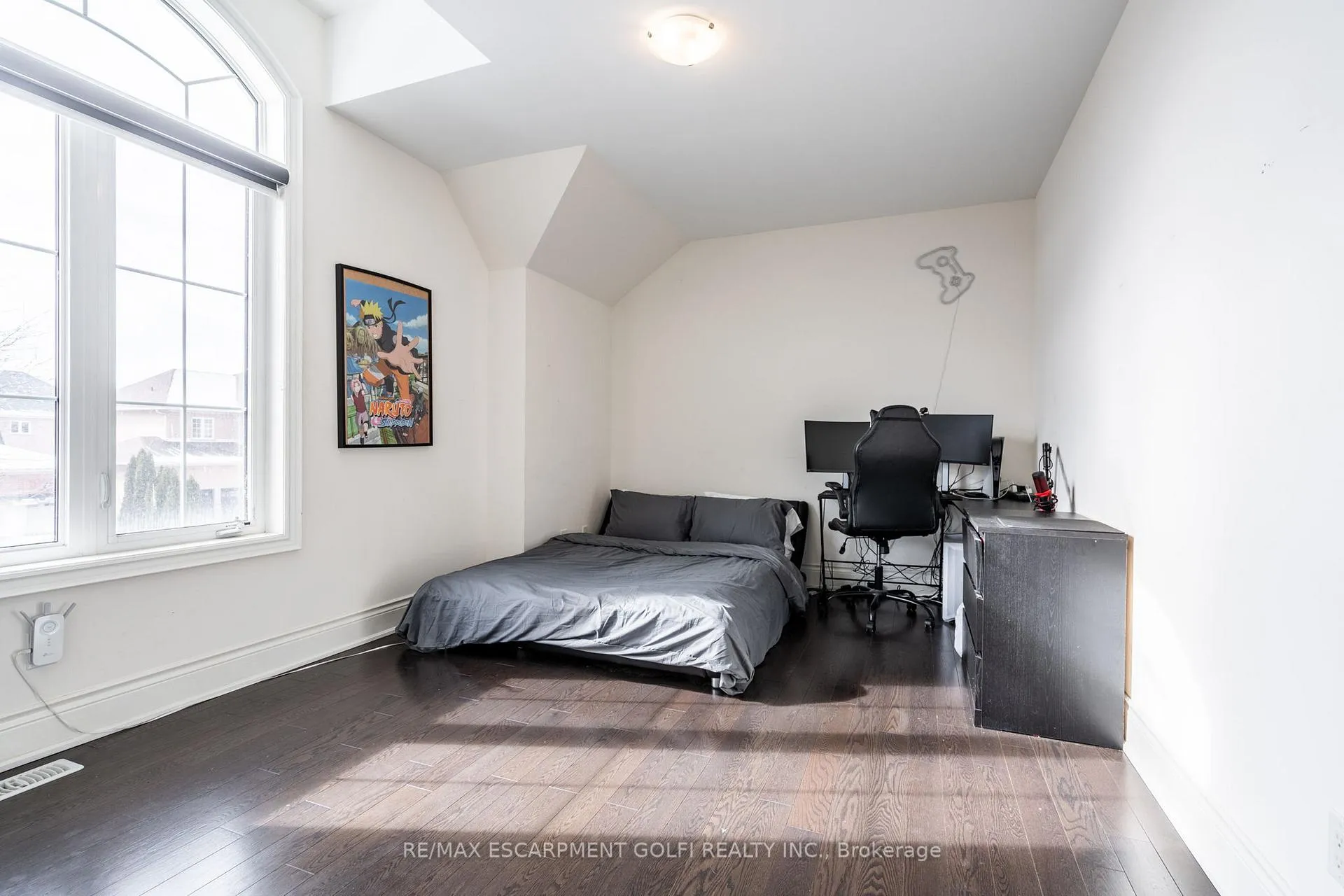 Photo 25 of 3 Shippee Avenue, Hamilton, Stoney Creek — HOMEH