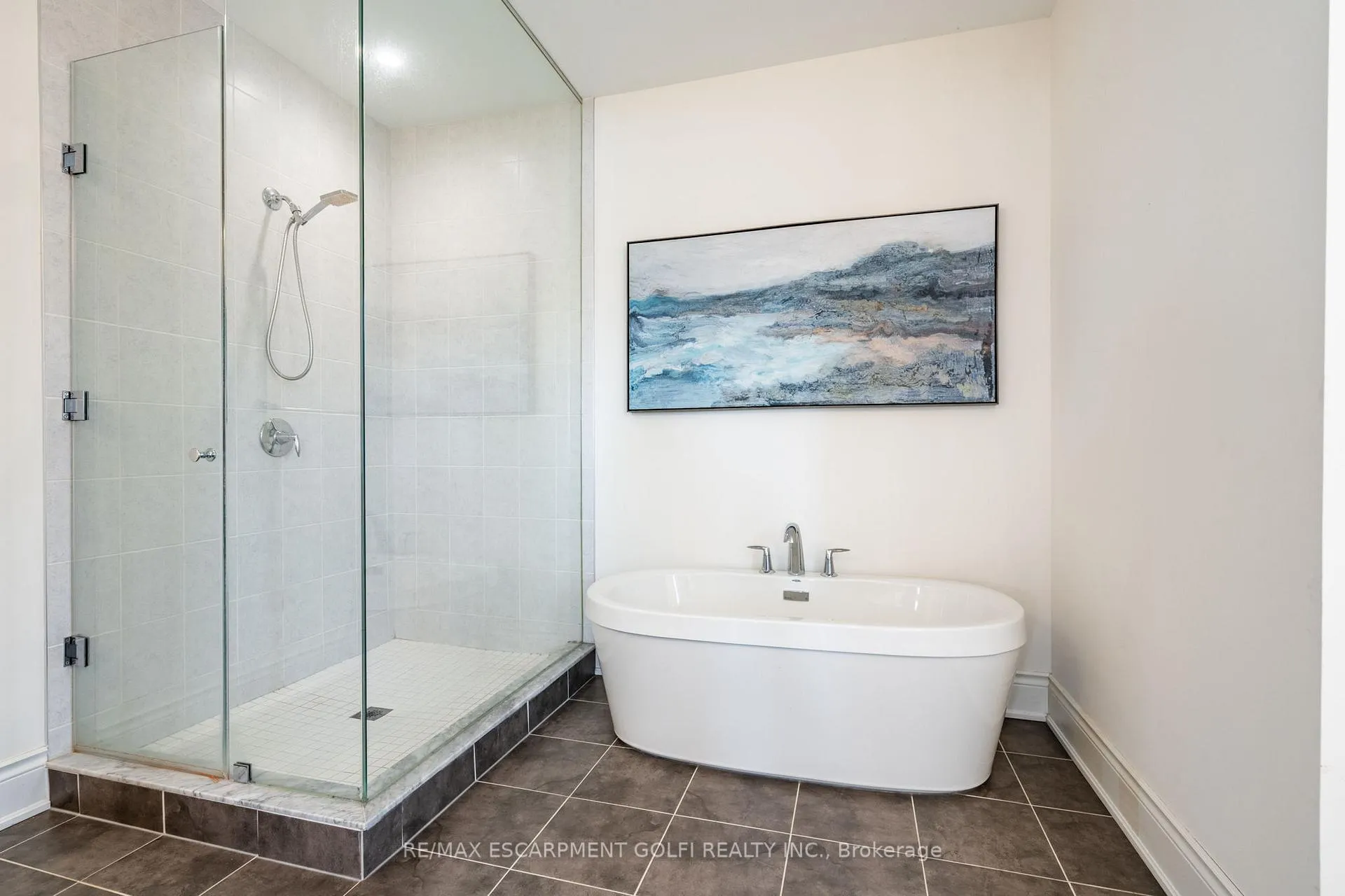 Photo 30 of 3 Shippee Avenue, Hamilton, Stoney Creek — HOMEH