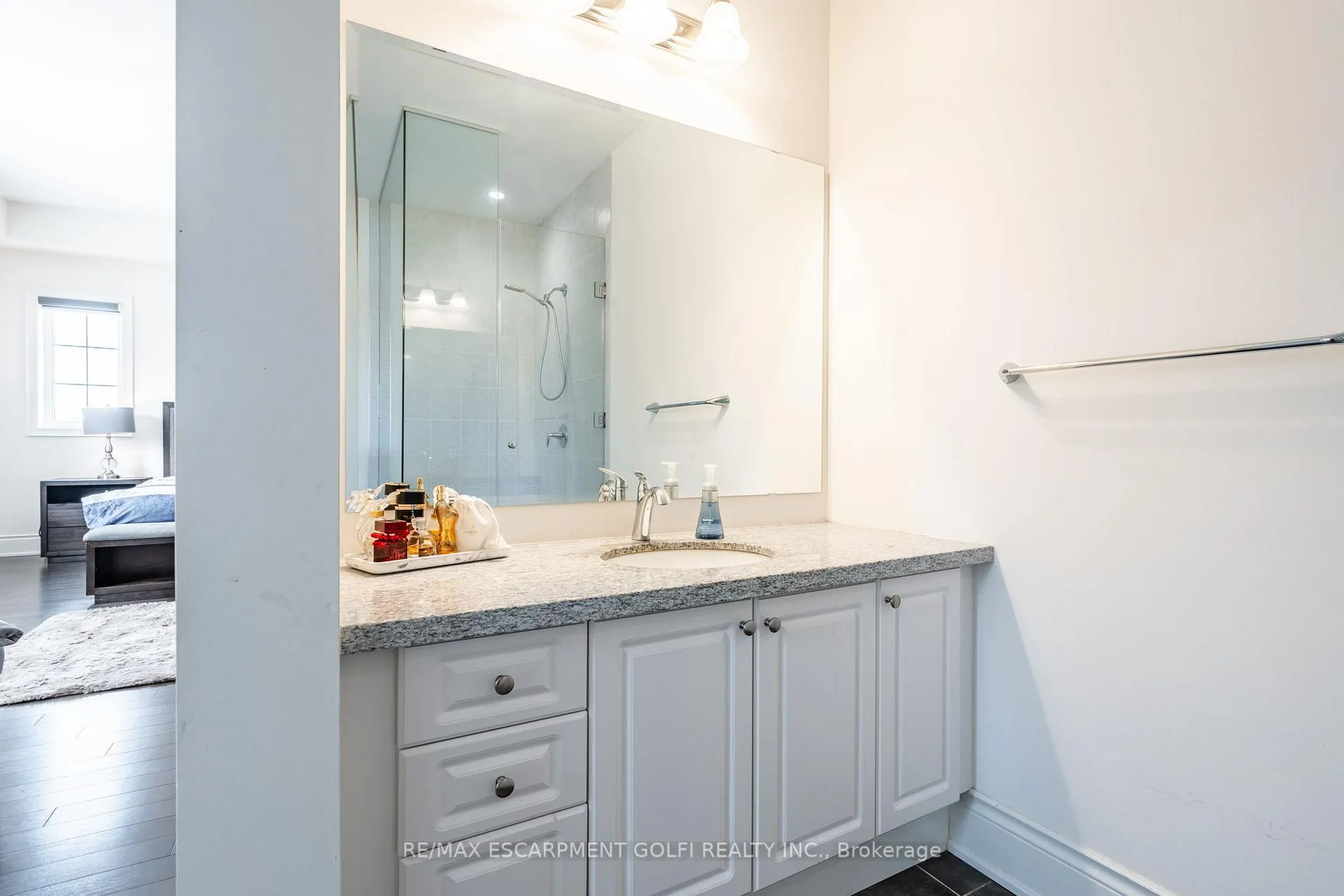 Photo 32 of 3 Shippee Avenue, Hamilton, Stoney Creek — HOMEH