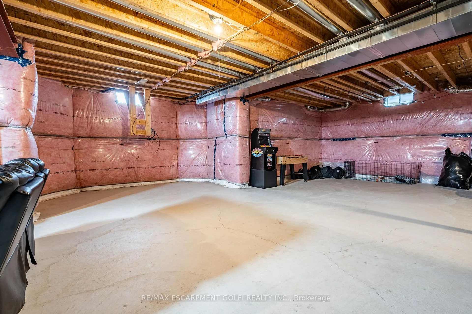 Photo 34 of 3 Shippee Avenue, Hamilton, Stoney Creek — HOMEH