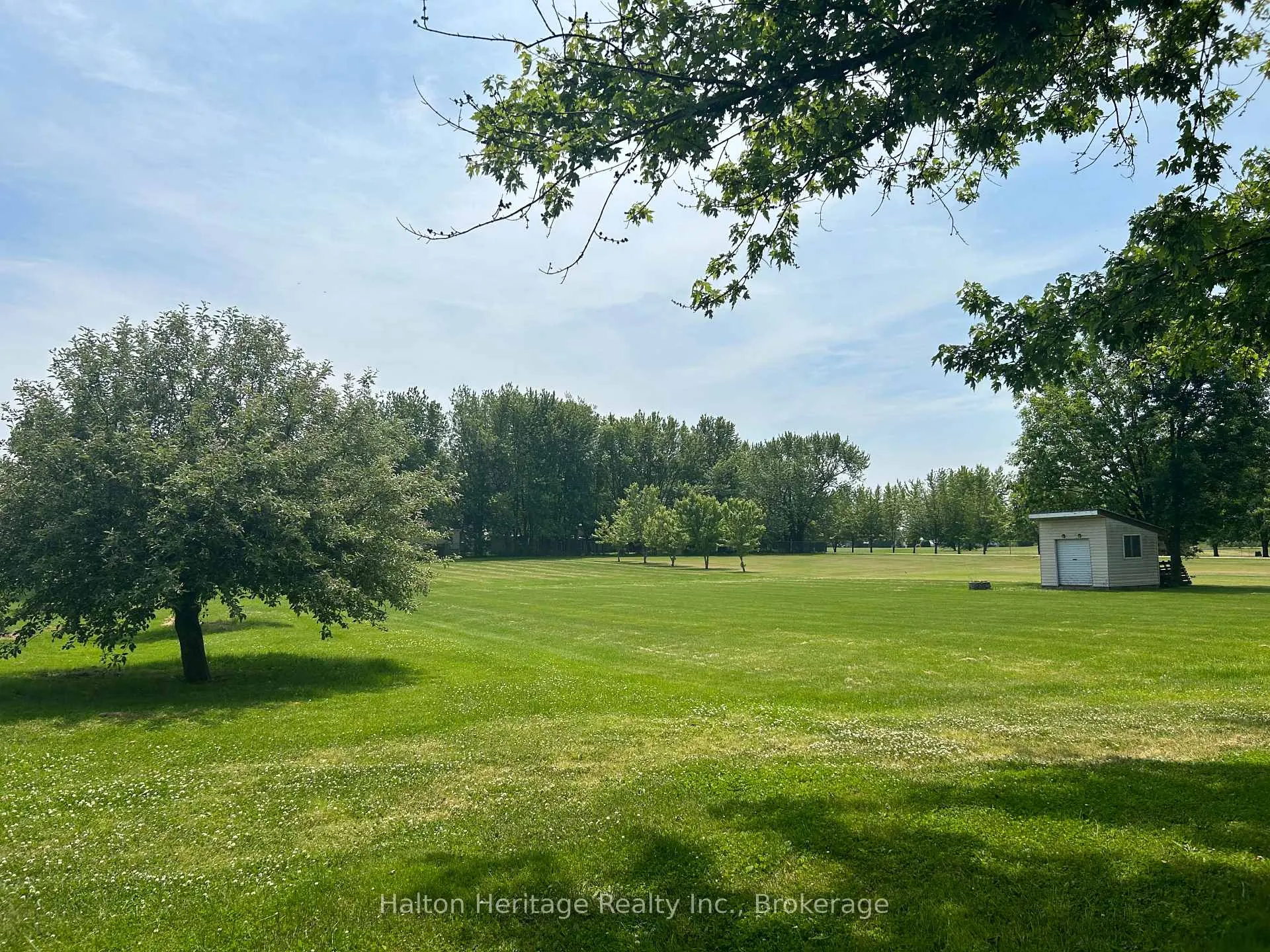 Photo 9 of 418 Lakeshore Road, Haldimand — HOMEH