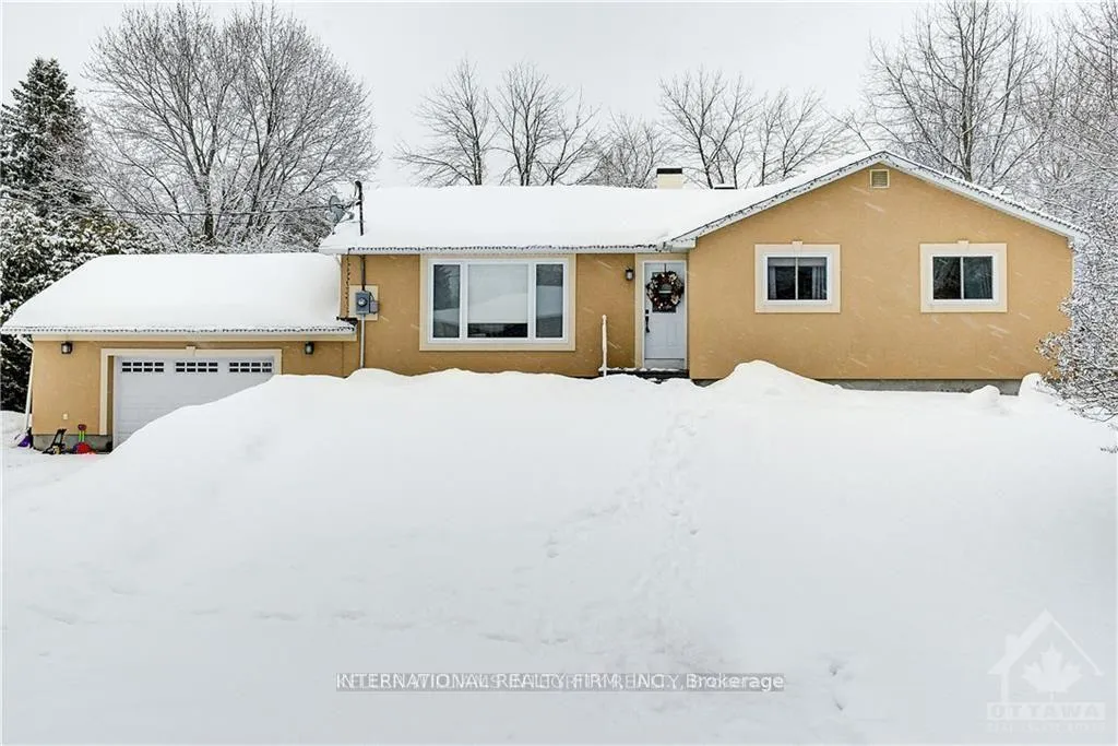 Photo 1 of 5 Murphy Court, Ottawa, Kanata - Rural Kanata (Central) — HOMEH
