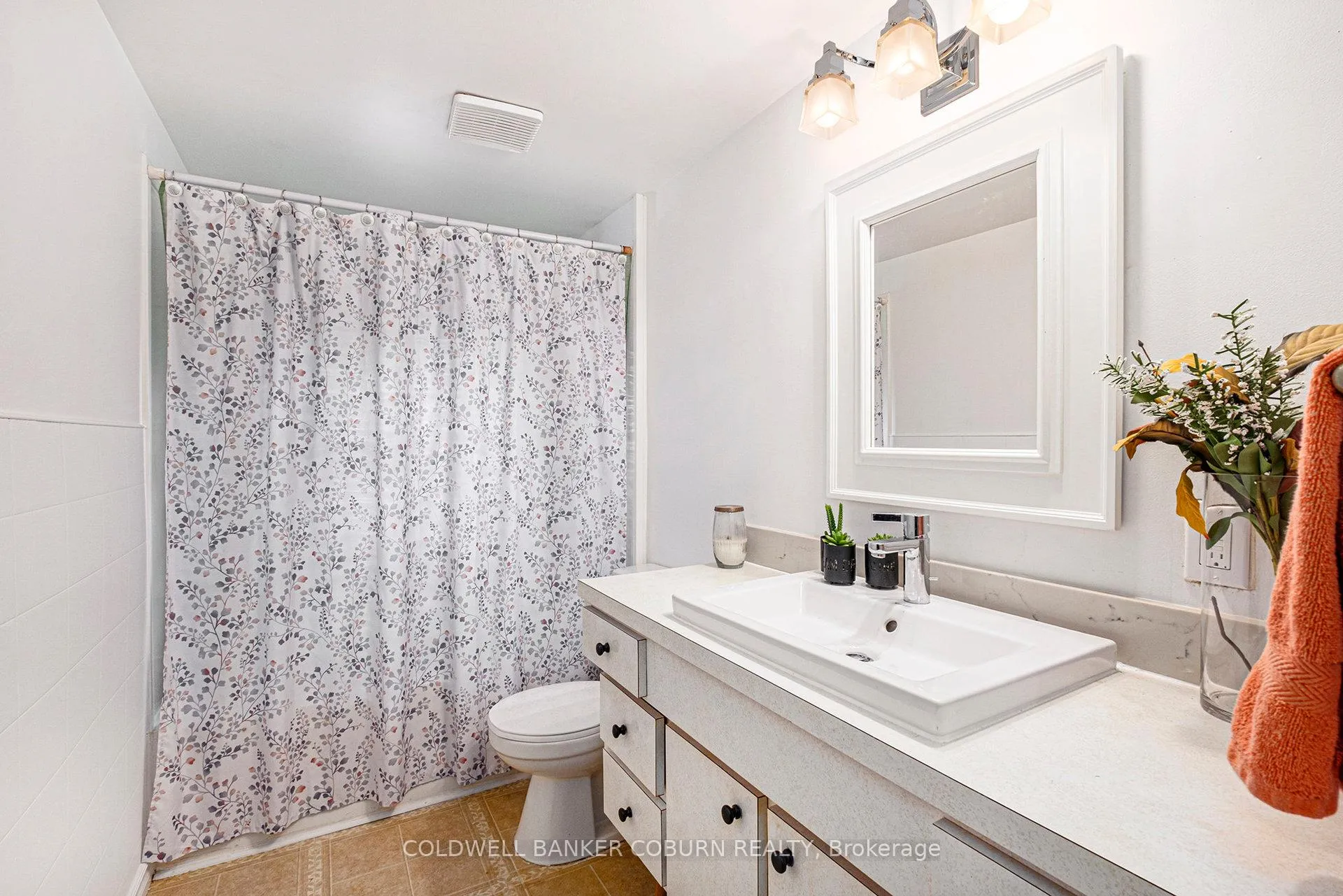 Photo 12 of 3314 County 12 Road, North Stormont, North Stormont (Finch) Twp — HOMEH