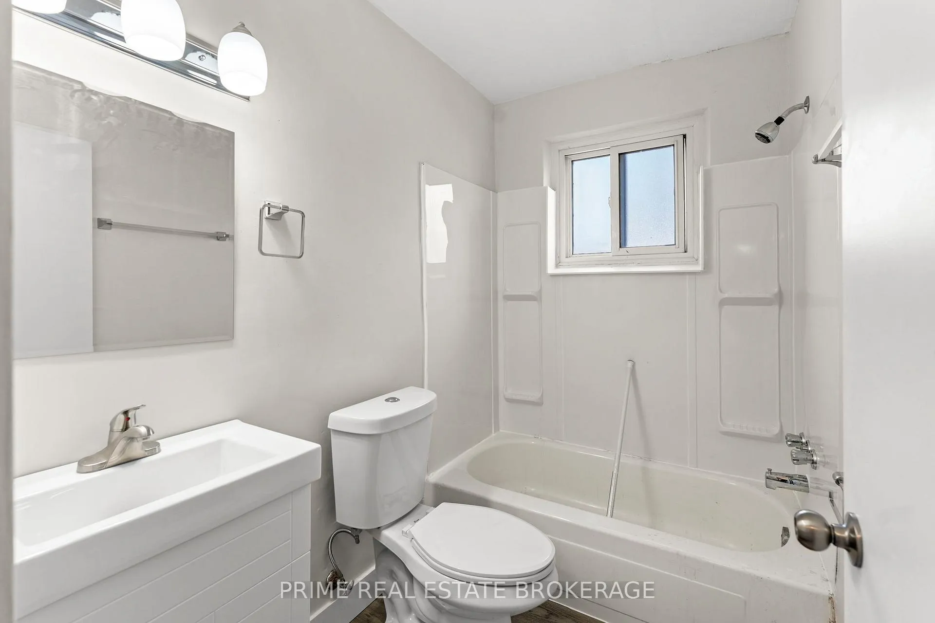Photo 17 of 65 Princess Street W, Central Huron, Clinton — HOMEH