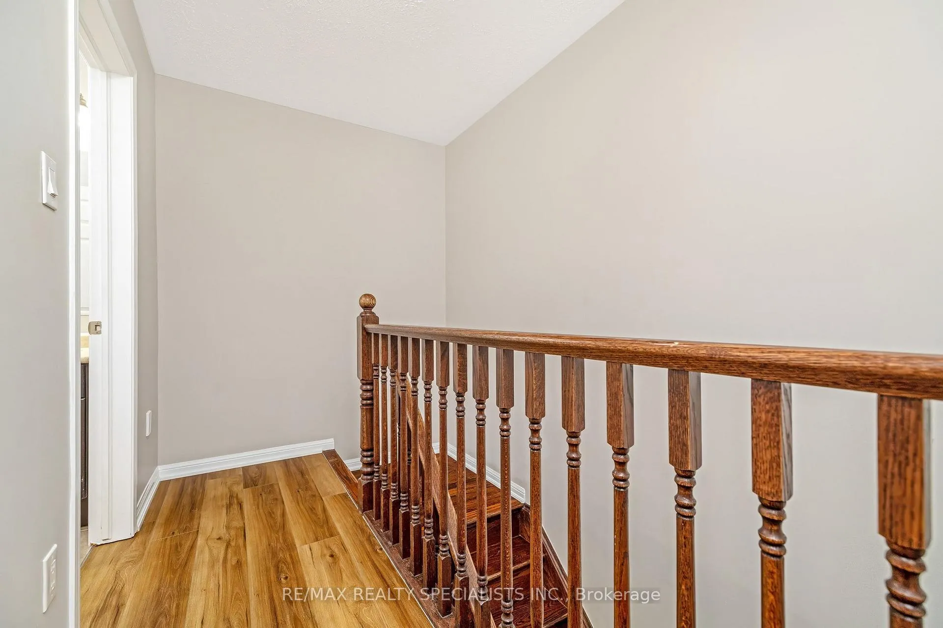Photo 23 of 562 Pharo Point, Milton, Willmott — HOMEH