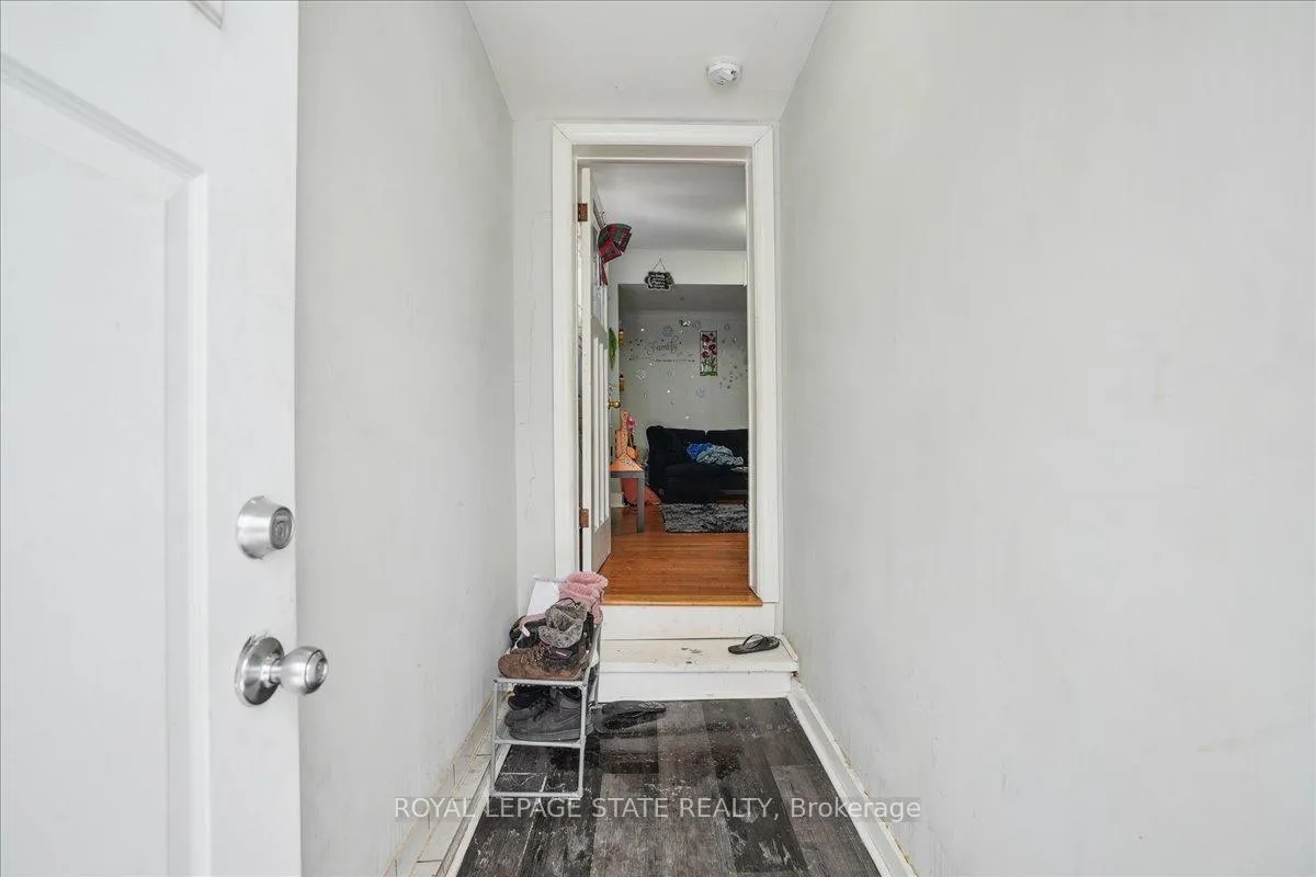 Photo 11 of 63 Pelham Road, St. Catharines, Western Hill — HOMEH