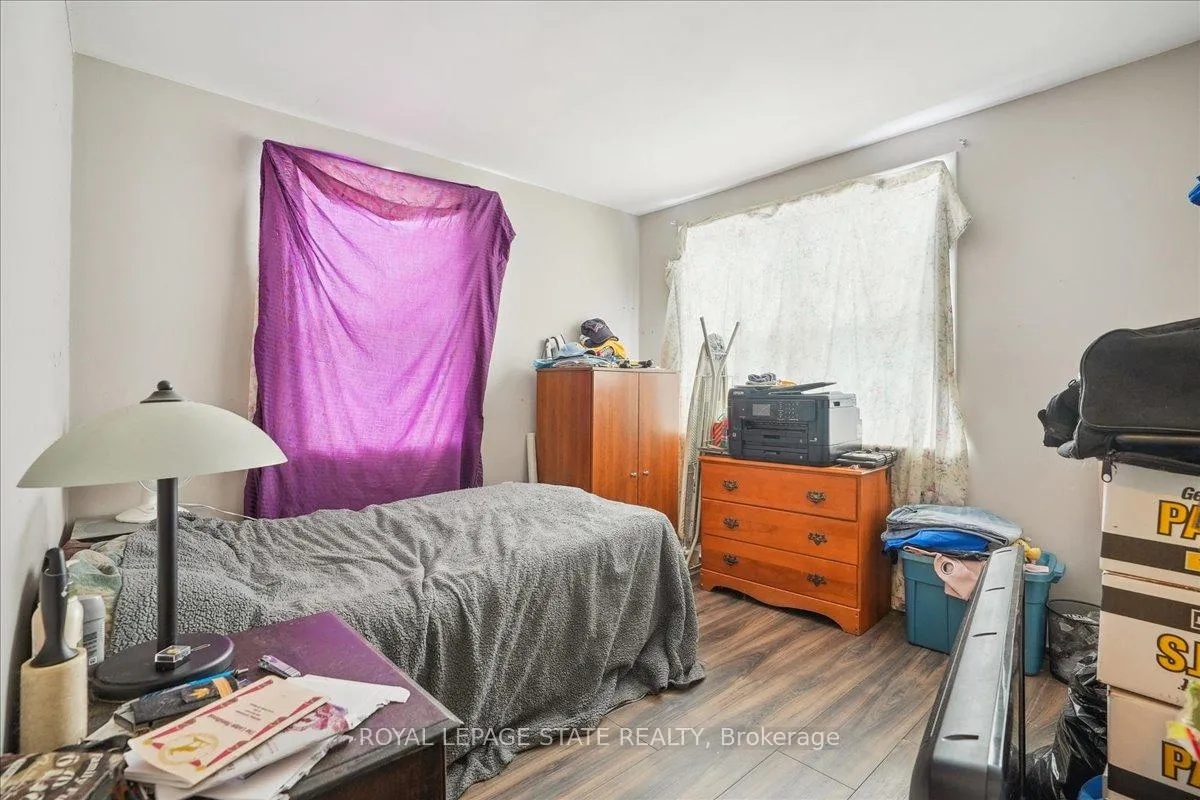 Photo 21 of 63 Pelham Road, St. Catharines, Western Hill — HOMEH