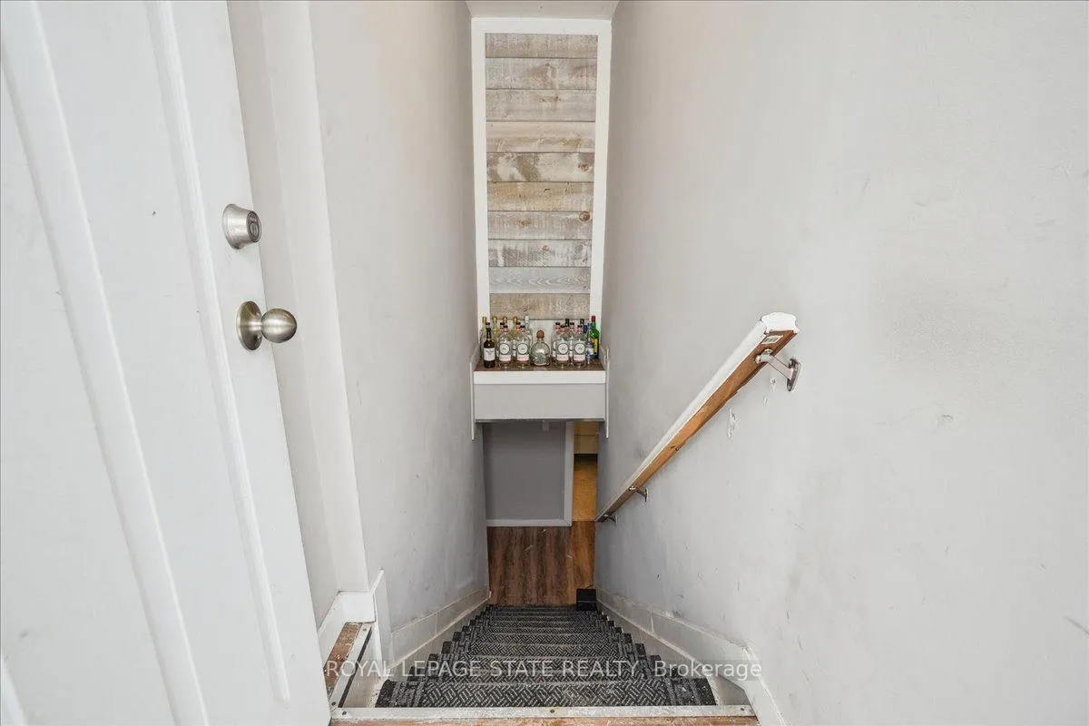 Photo 24 of 63 Pelham Road, St. Catharines, Western Hill — HOMEH