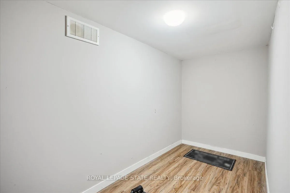 Photo 30 of 63 Pelham Road, St. Catharines, Western Hill — HOMEH