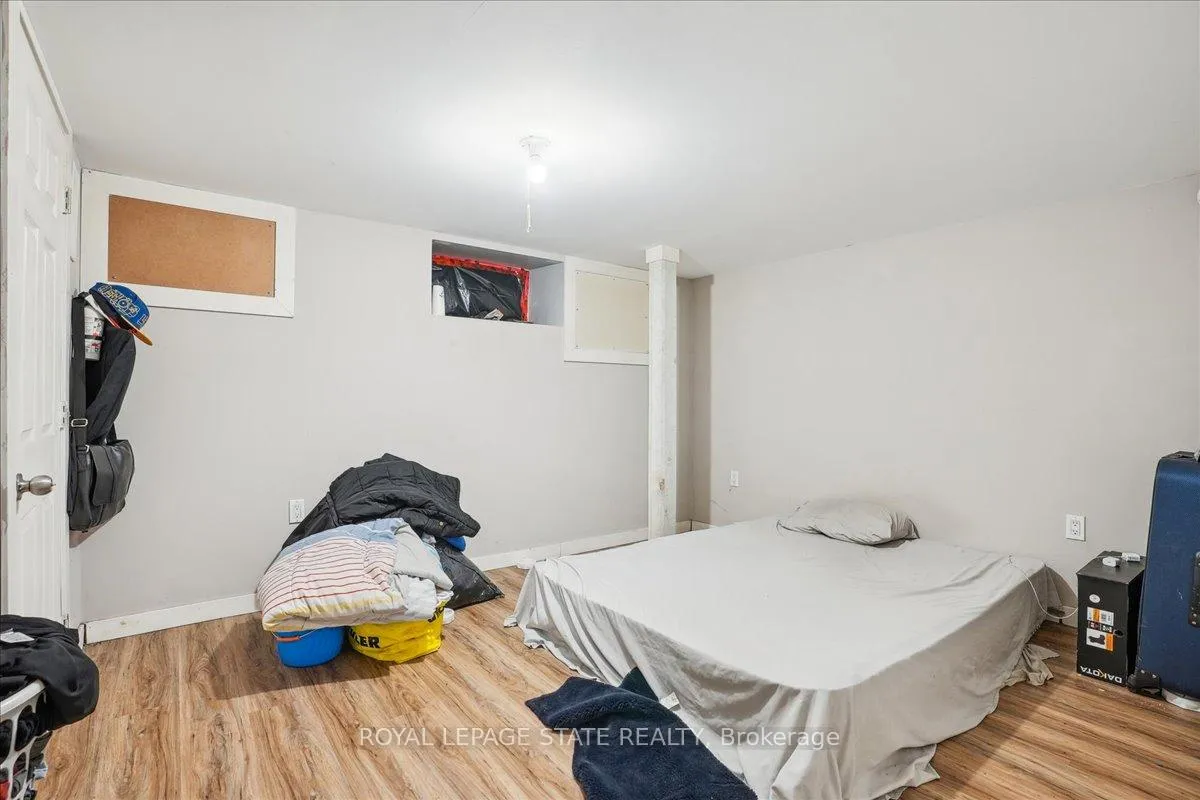 Photo 31 of 63 Pelham Road, St. Catharines, Western Hill — HOMEH