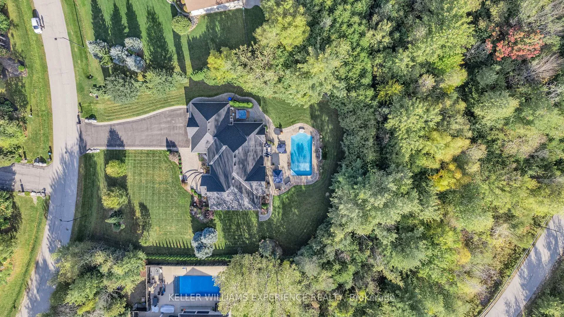 Photo 3 of 1795 Innisbrook Street, Innisfil, Rural Innisfil — HOMEH