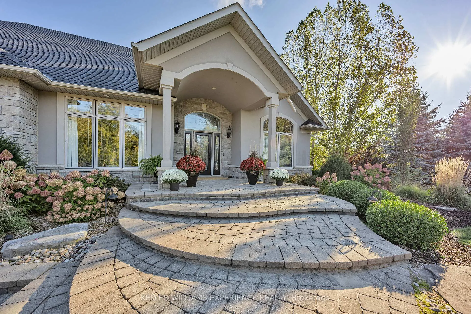 Photo 5 of 1795 Innisbrook Street, Innisfil, Rural Innisfil — HOMEH