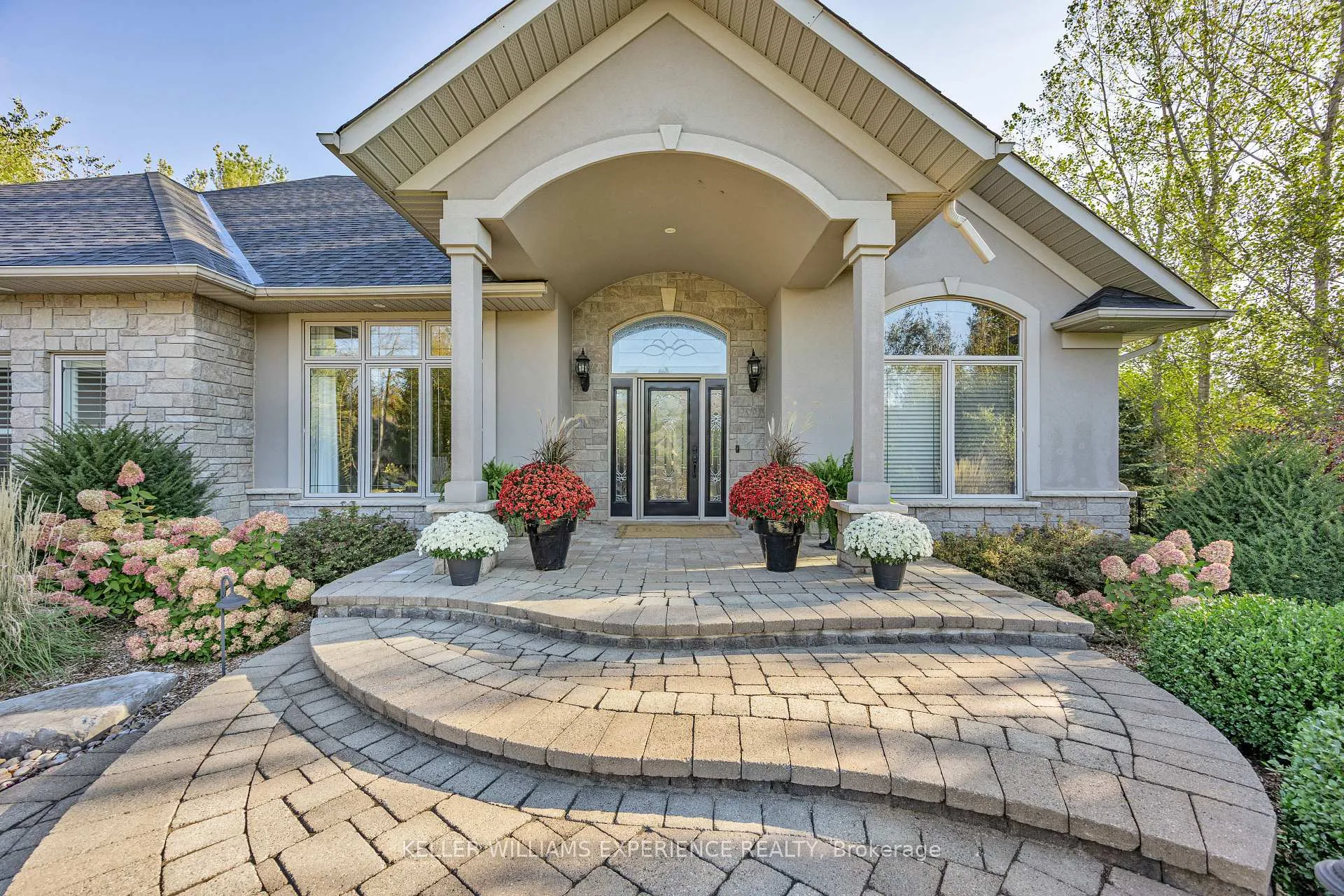Photo 6 of 1795 Innisbrook Street, Innisfil, Rural Innisfil — HOMEH