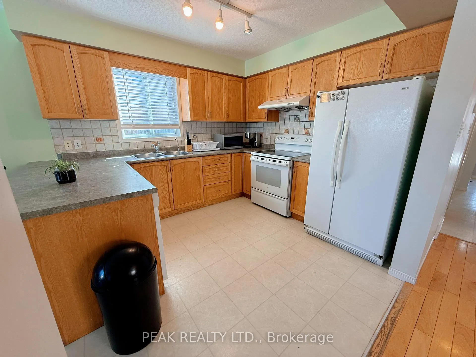 Photo 2 of 360 PASTERN Street, Waterloo, Lexington — HOMEH