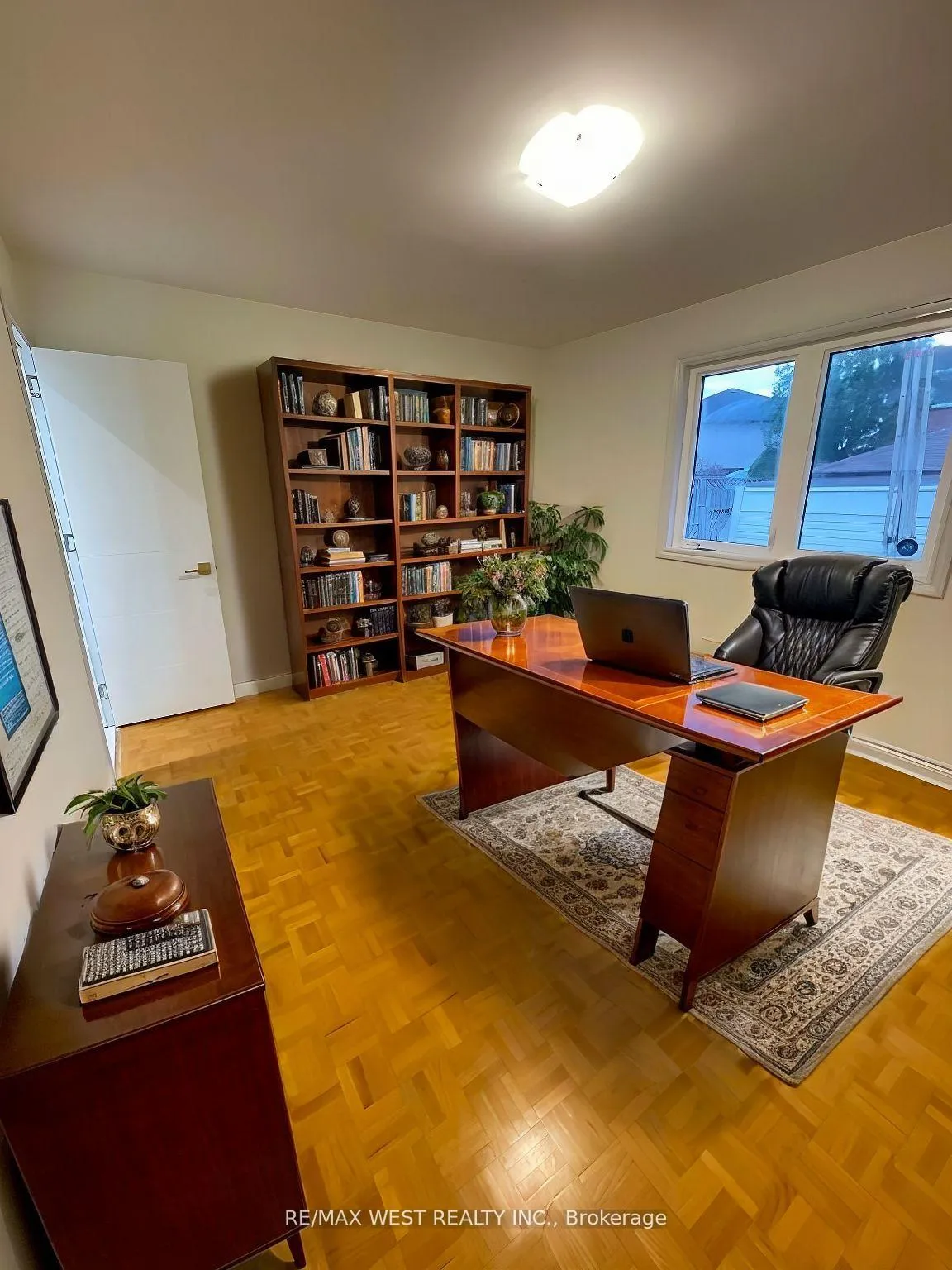 Photo 4 of 68 Marieta Street, Vaughan, East Woodbridge — HOMEH
