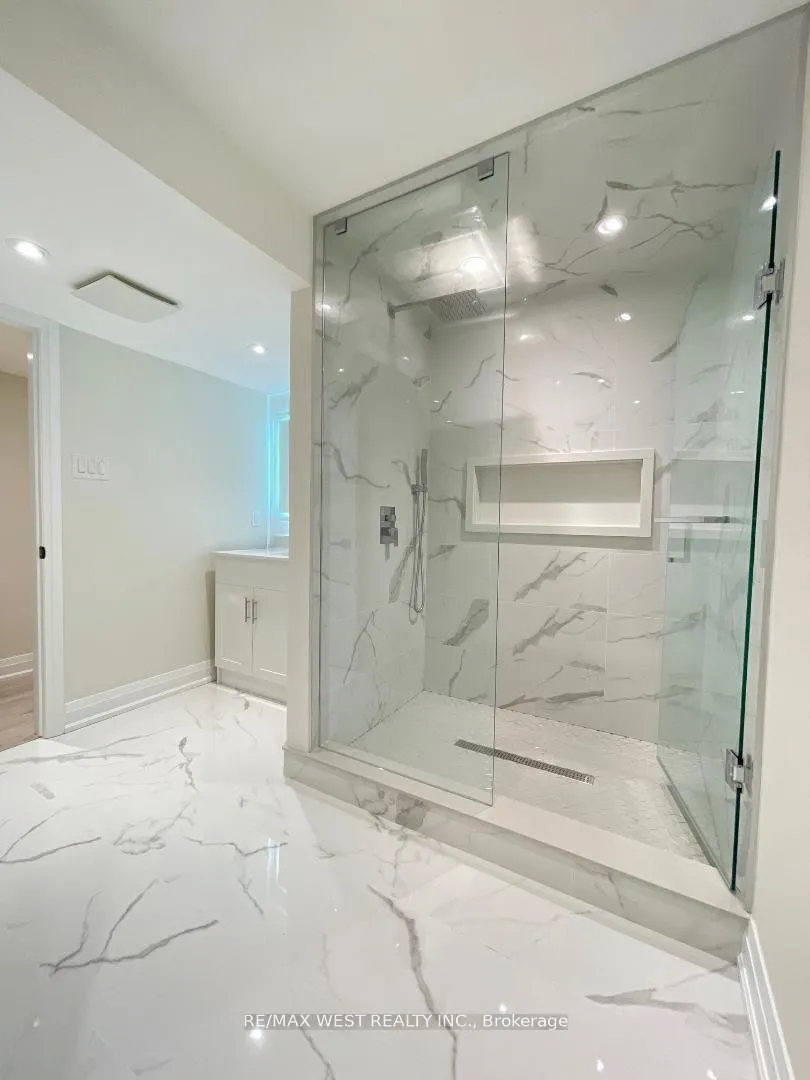 Photo 9 of 68 Marieta Street, Vaughan, East Woodbridge — HOMEH
