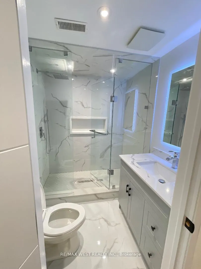 Photo 13 of 68 Marieta Street, Vaughan, East Woodbridge — HOMEH