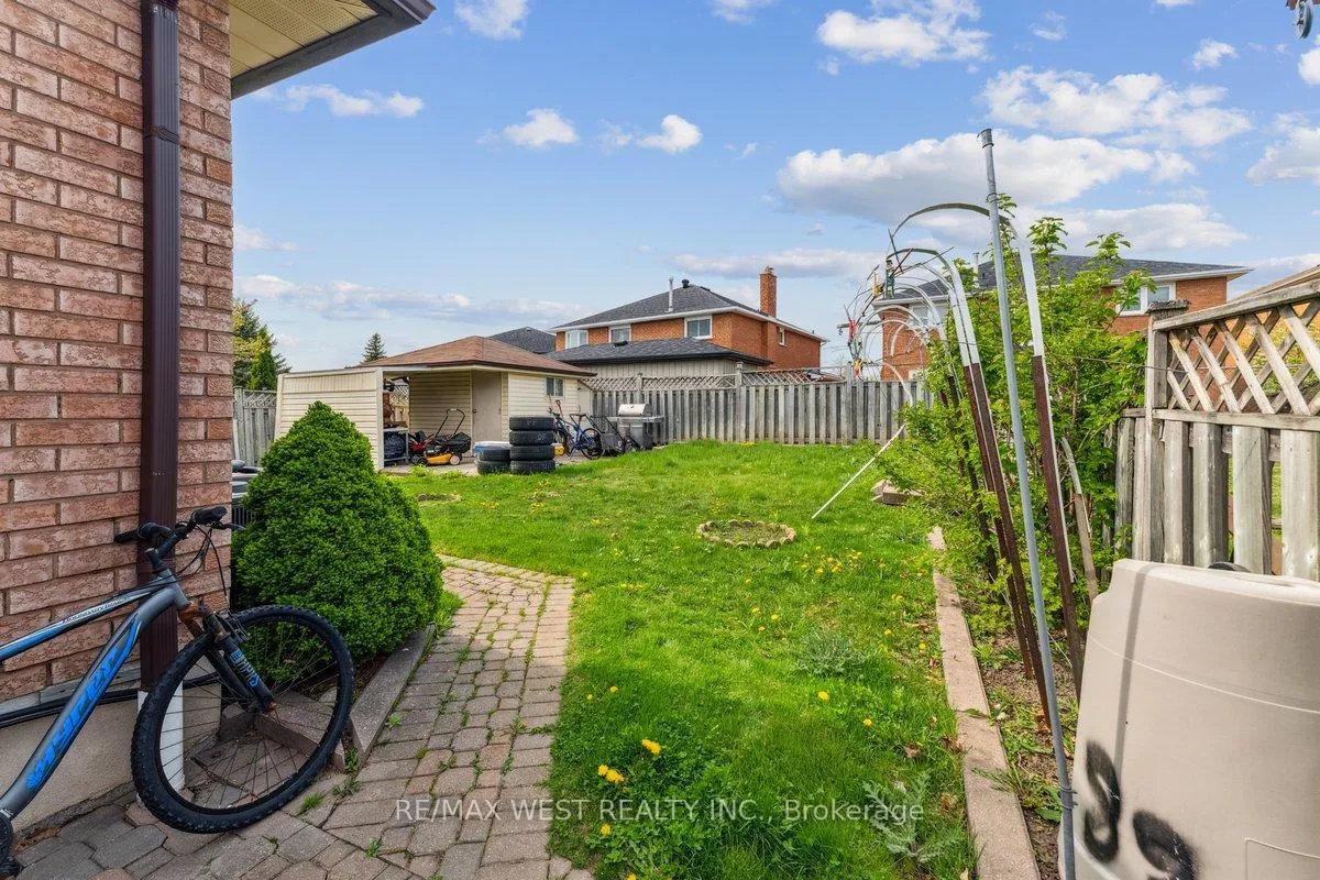 Photo 16 of 68 Marieta Street, Vaughan, East Woodbridge — HOMEH