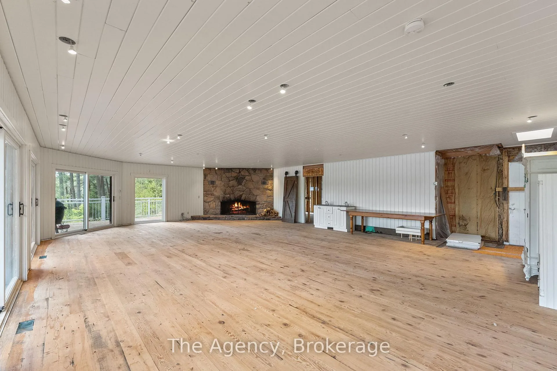 Photo 39 of 80 Tall Timbers Road, Seguin — HOMEH
