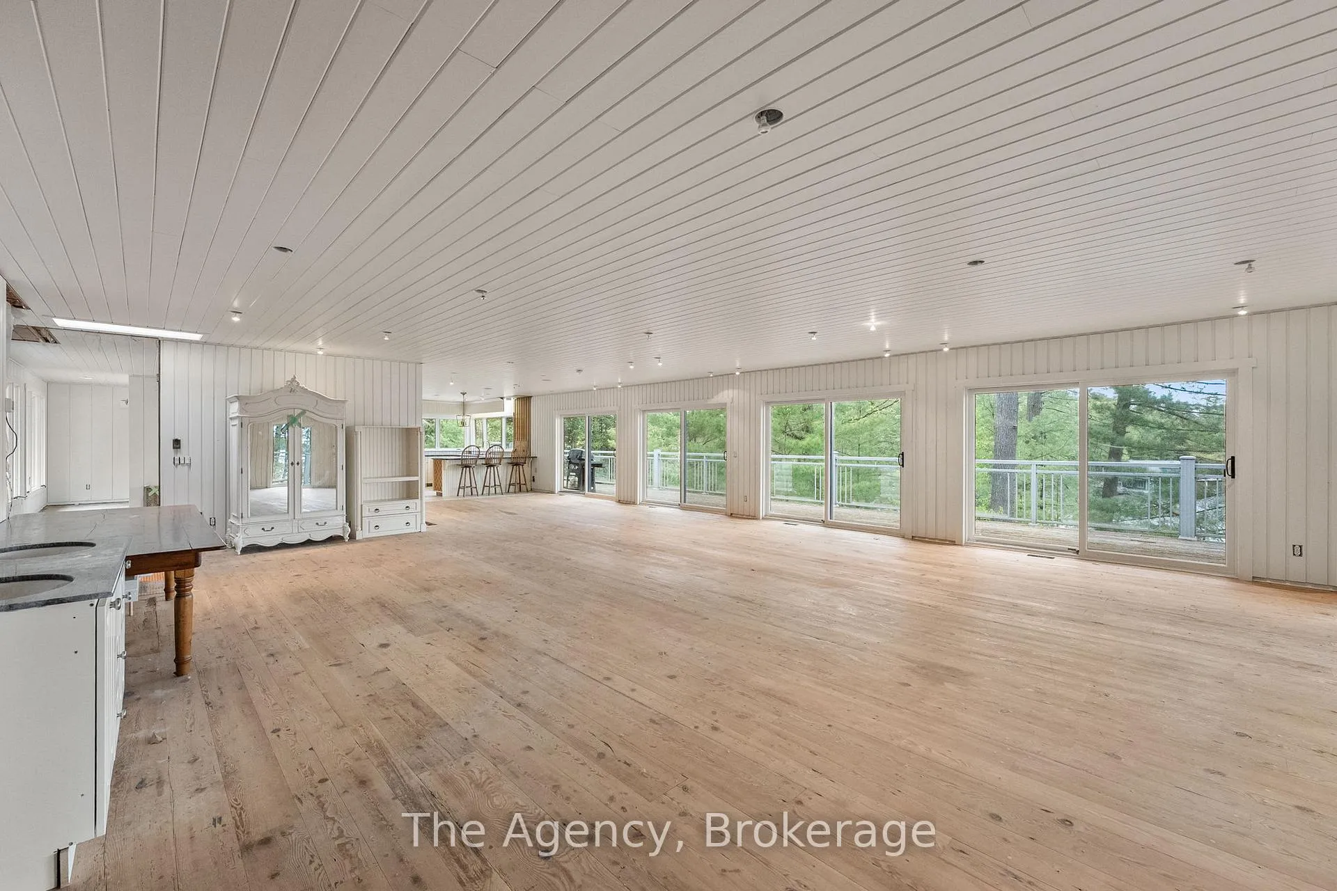 Photo 40 of 80 Tall Timbers Road, Seguin — HOMEH