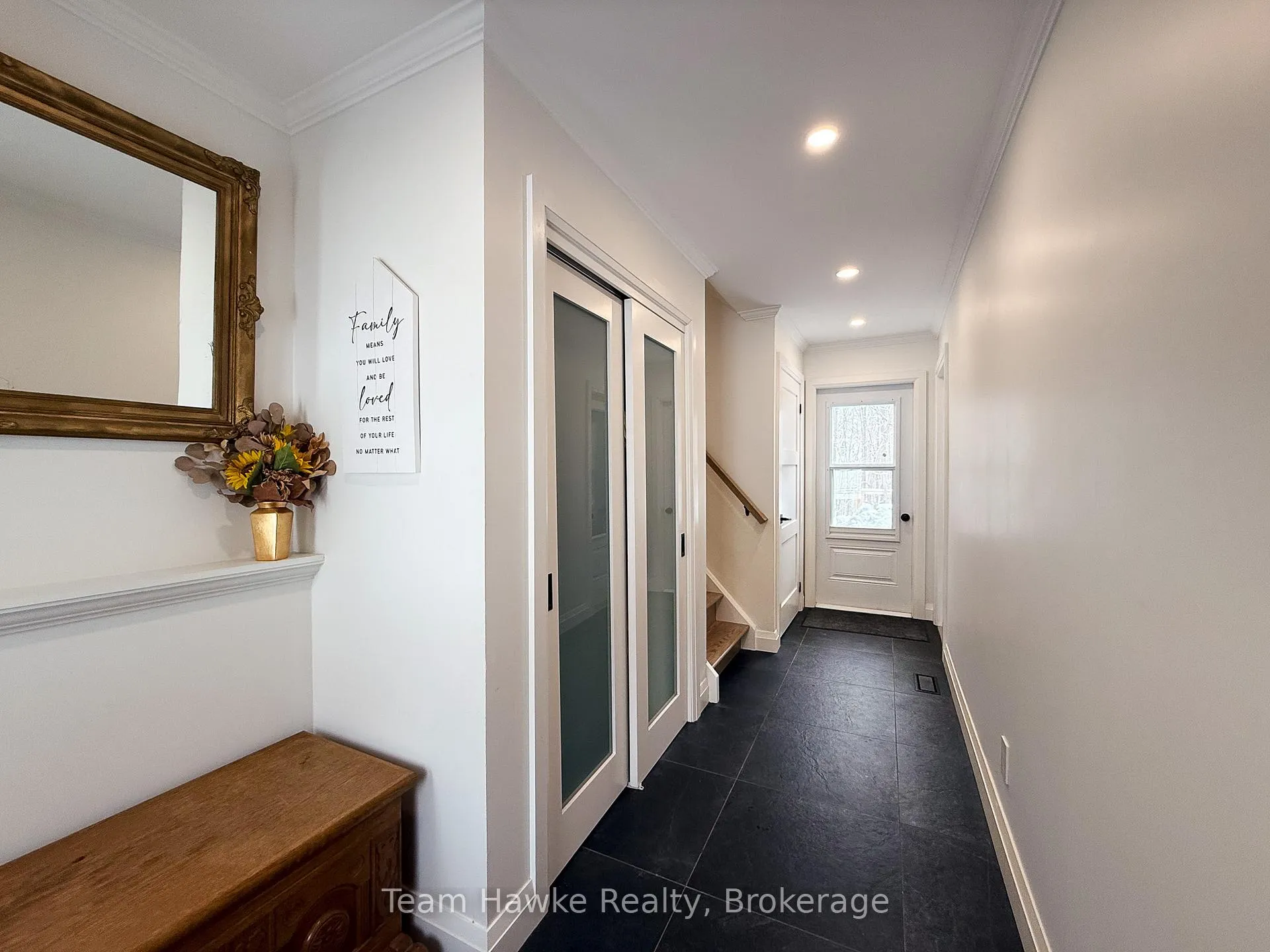 Photo 2 of 802 Birchwood Drive, Midland — HOMEH
