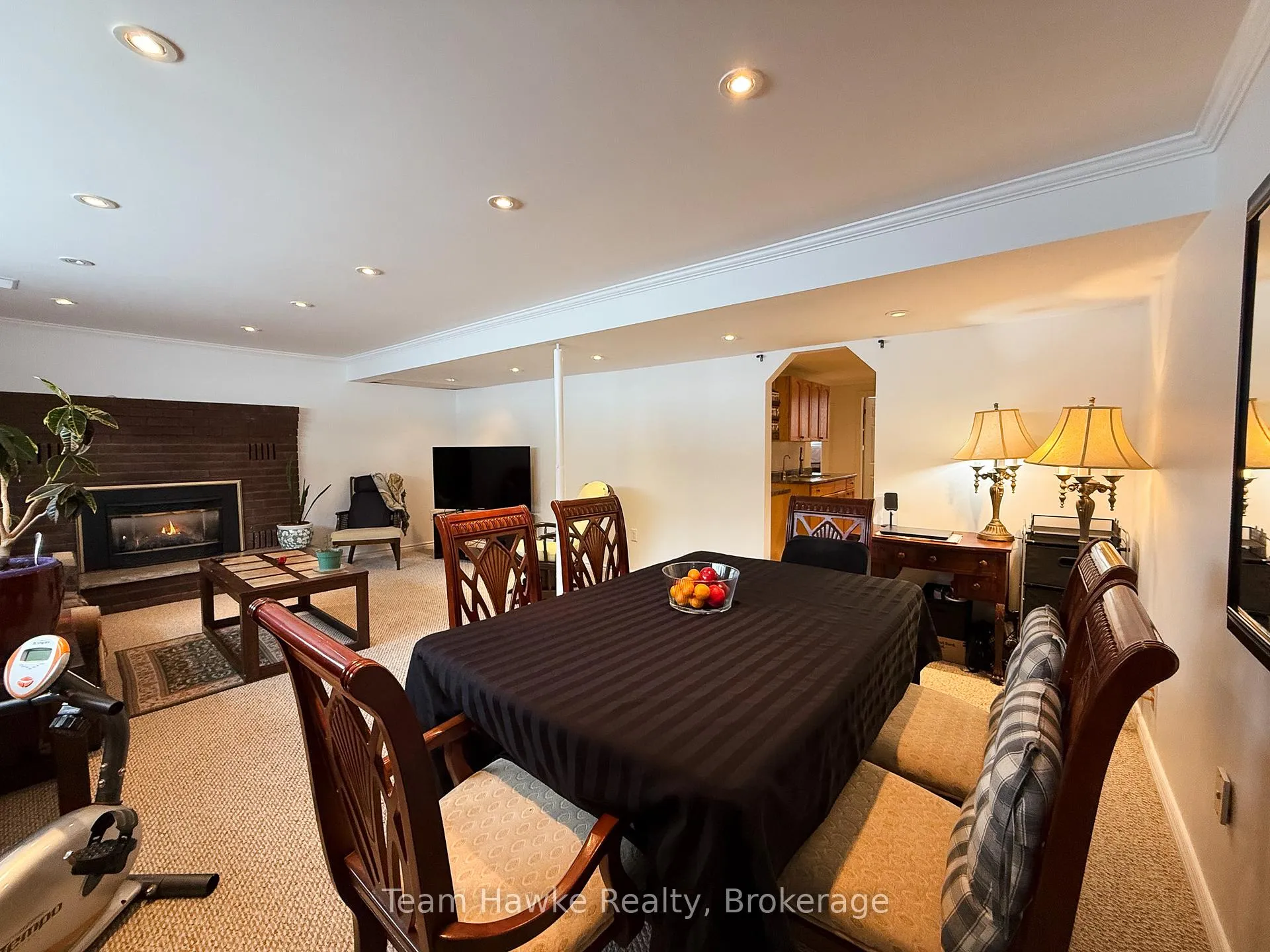 Photo 35 of 802 Birchwood Drive, Midland — HOMEH