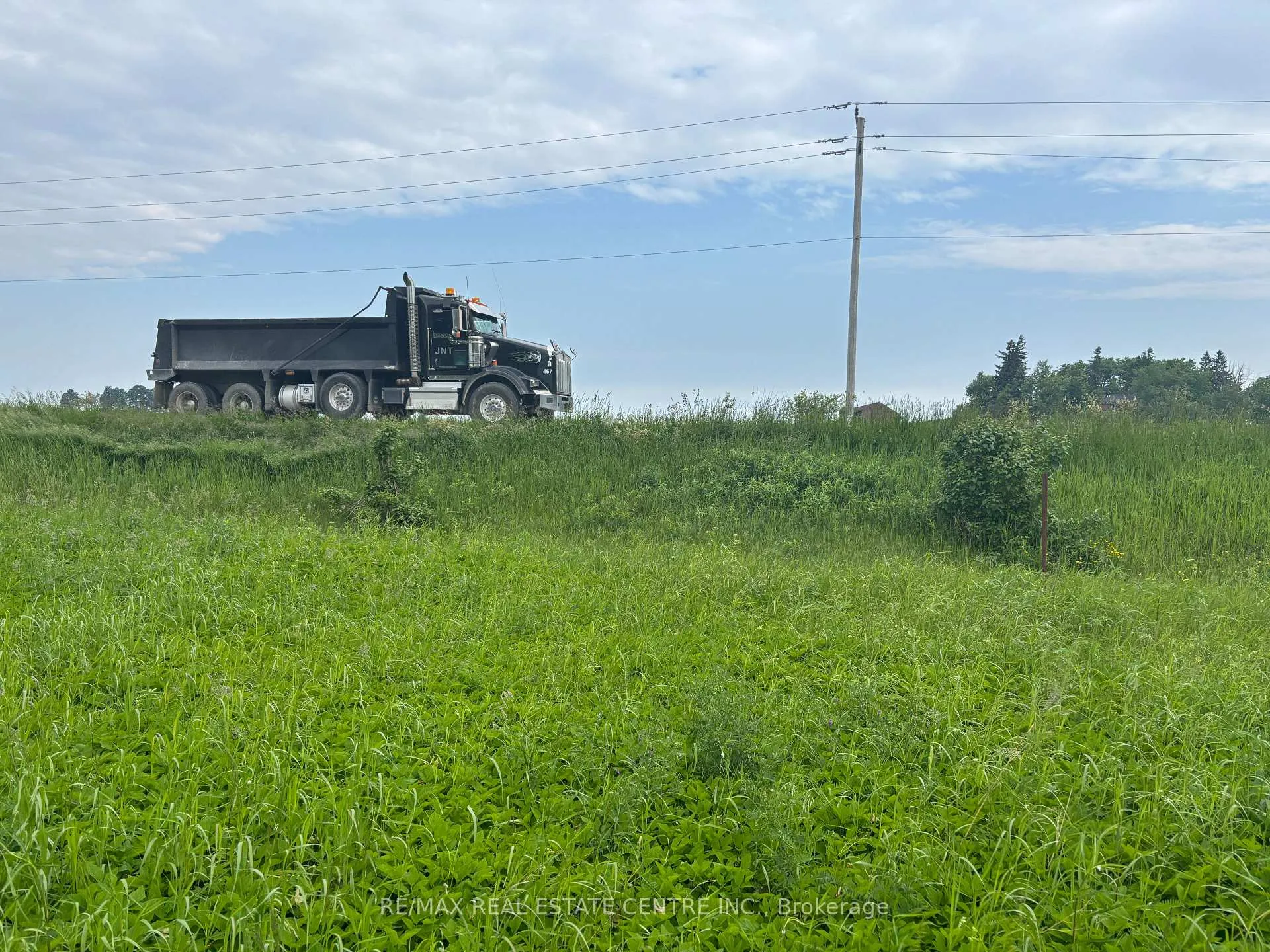 Photo 3 of 285396 Cr 10 Road, Amaranth, Rural Amaranth — HOMEH