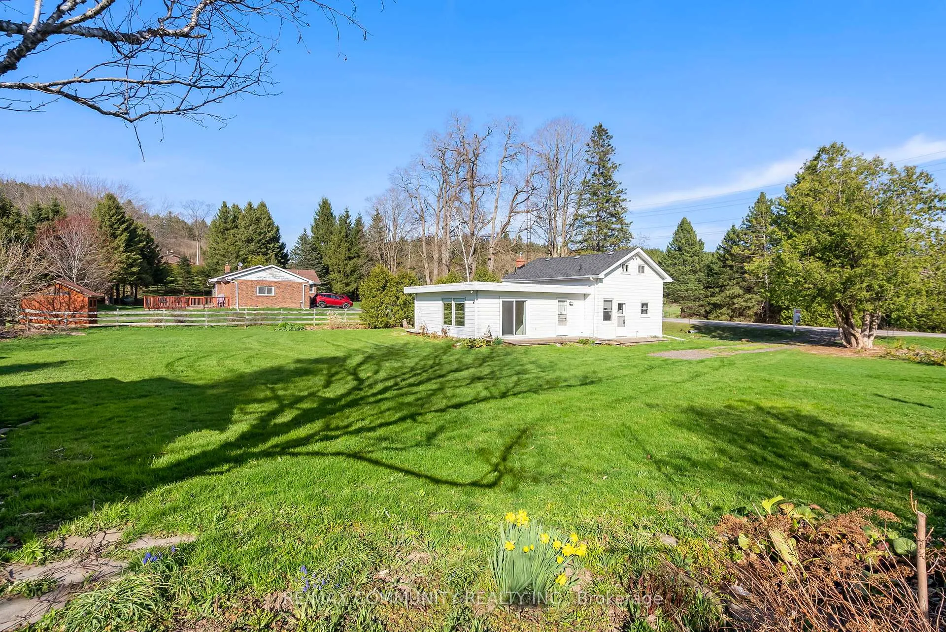 Photo 4 of 9850 Columbia Way, Caledon, Rural Caledon — HOMEH