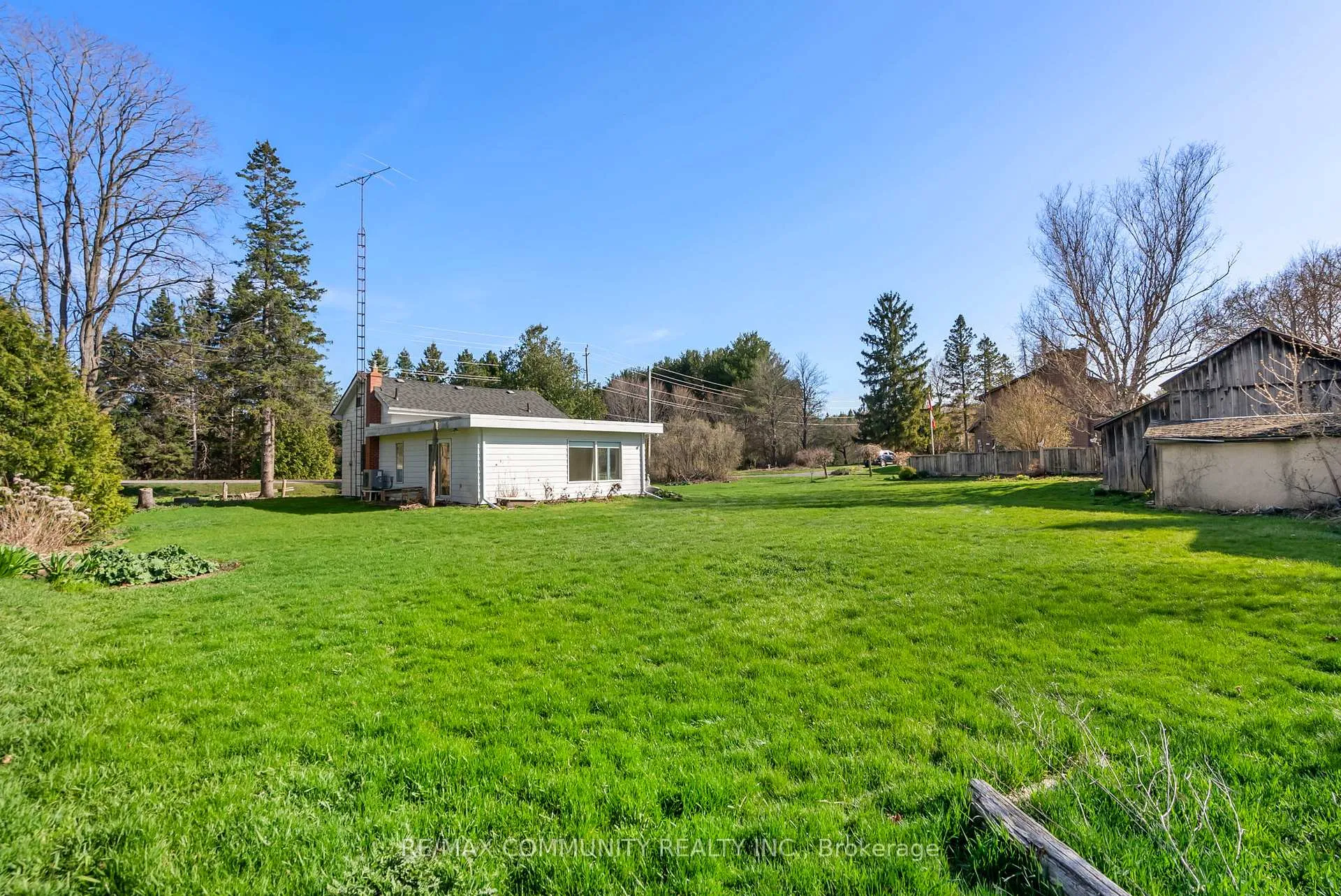 Photo 6 of 9850 Columbia Way, Caledon, Rural Caledon — HOMEH