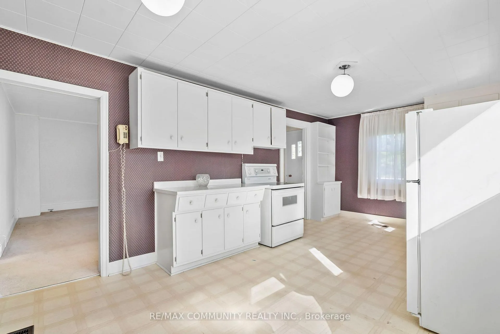 Photo 7 of 9850 Columbia Way, Caledon, Rural Caledon — HOMEH