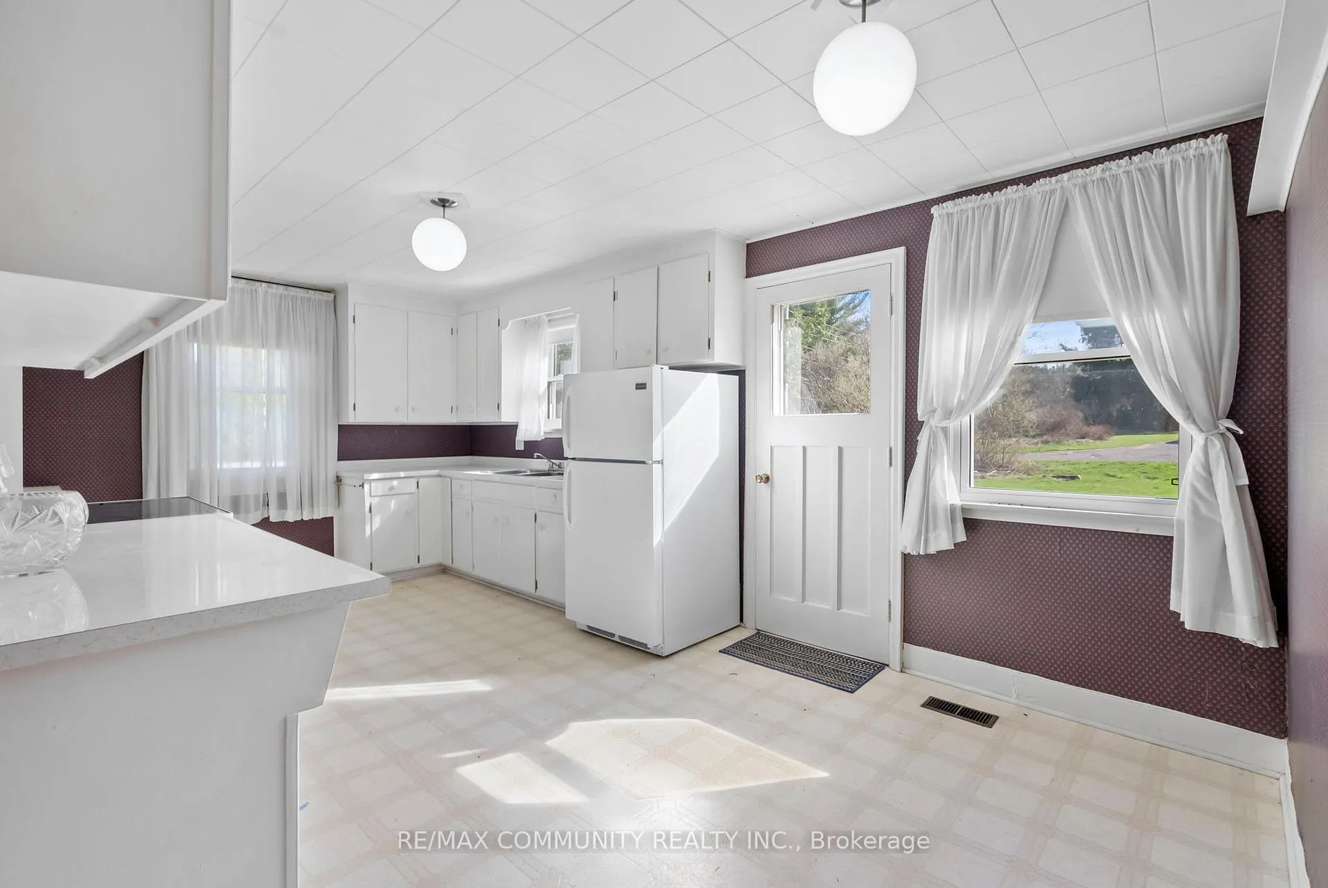 Photo 9 of 9850 Columbia Way, Caledon, Rural Caledon — HOMEH
