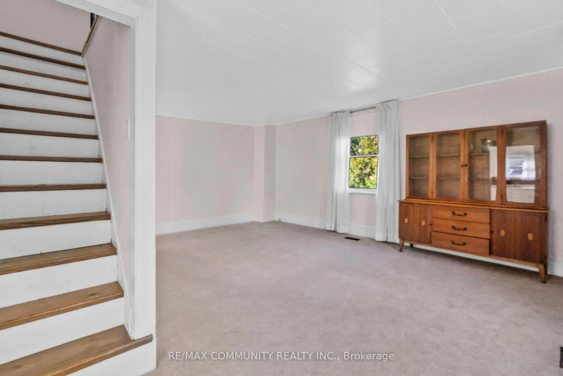 Photo 13 of 9850 Columbia Way, Caledon, Rural Caledon — HOMEH